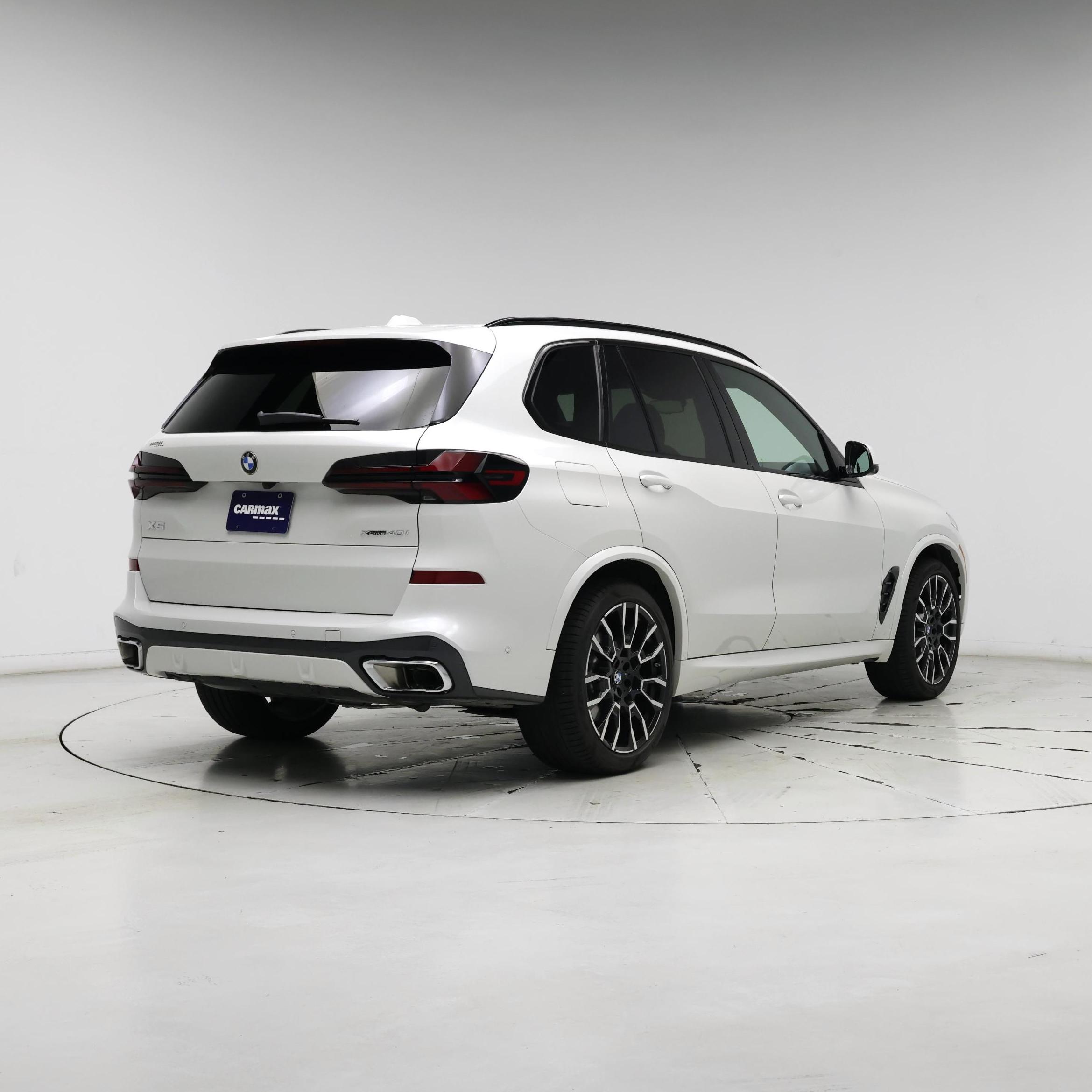 Thumbnail: 2024 BMW X5 - 8
