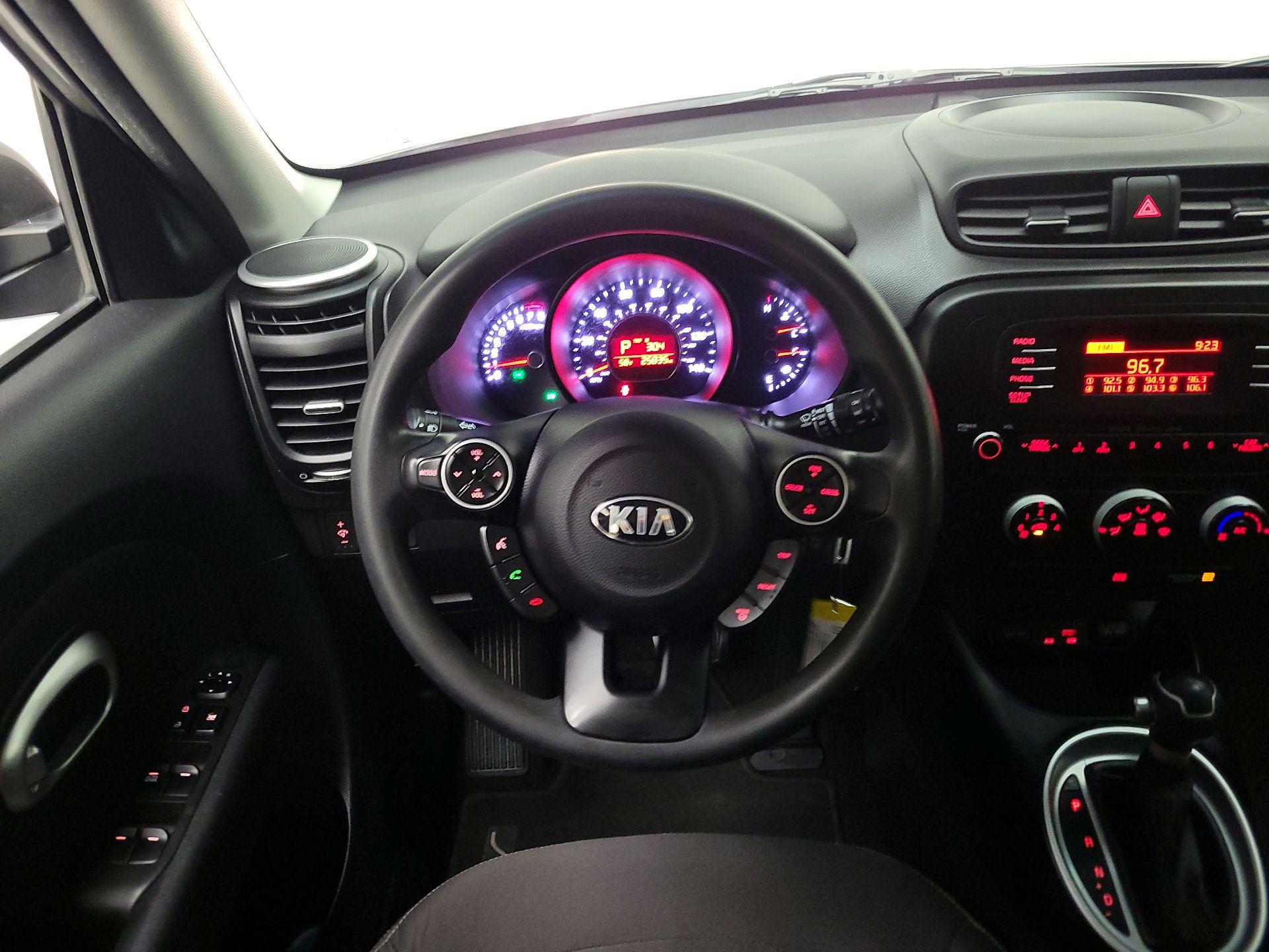 Thumbnail: 2016 Kia Soul - 10
