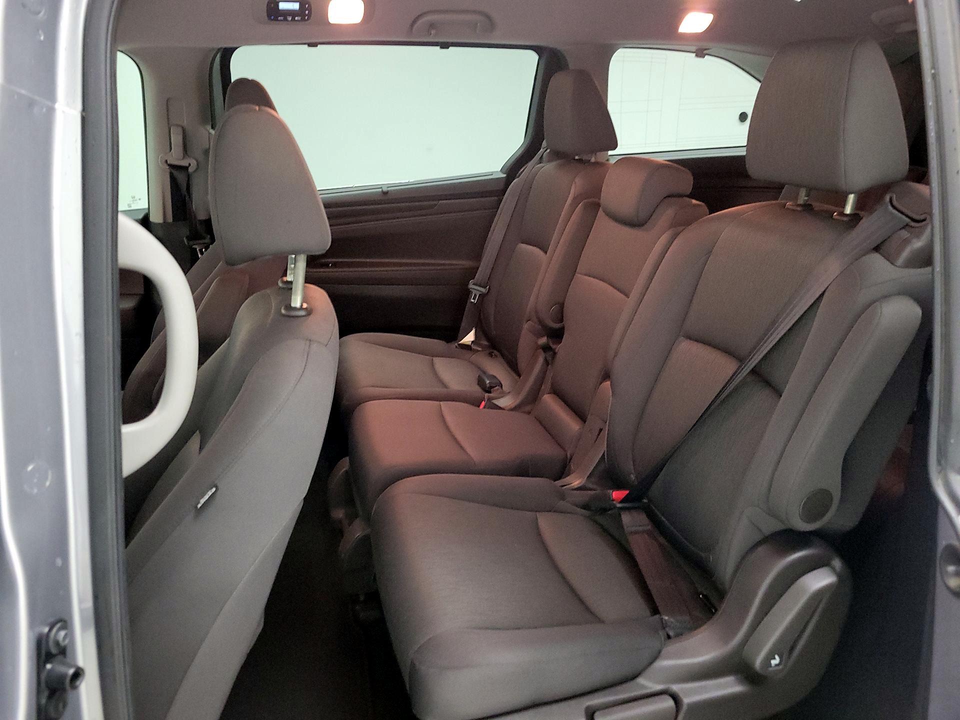 Thumbnail: 2019 Honda Odyssey - 18