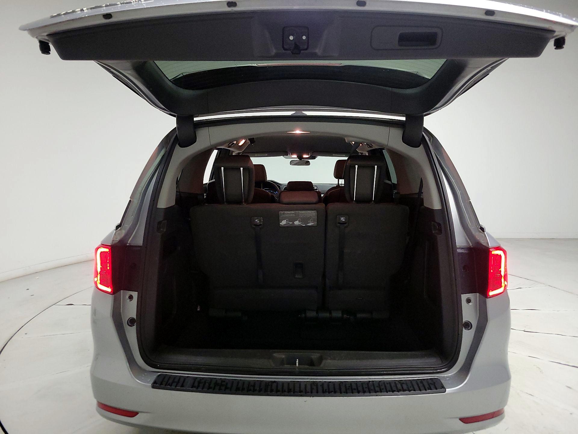 Thumbnail: 2019 Honda Odyssey - 20