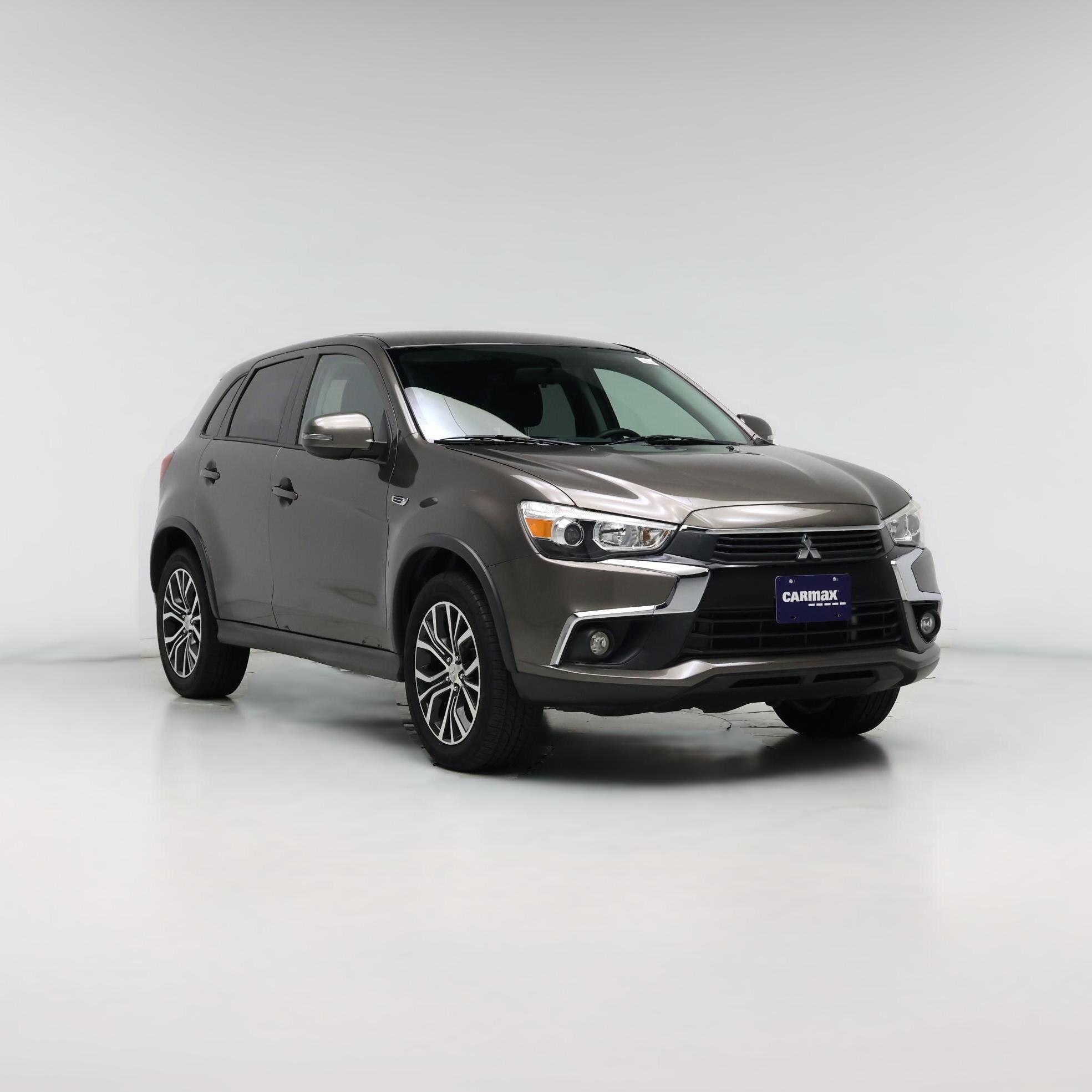 Thumbnail: 2017 Mitsubishi Outlander Sport - 1