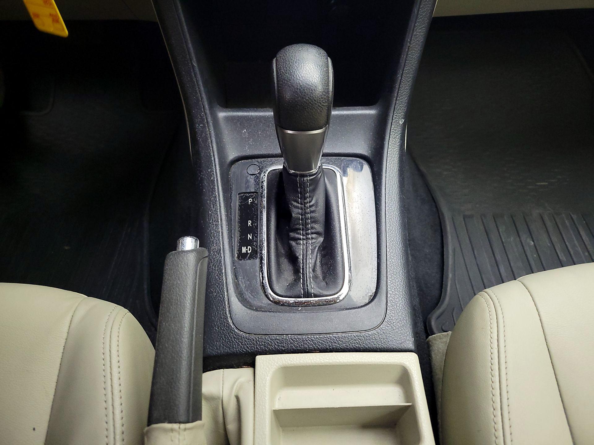 Thumbnail: 2015 Subaru XV Crosstrek - 17