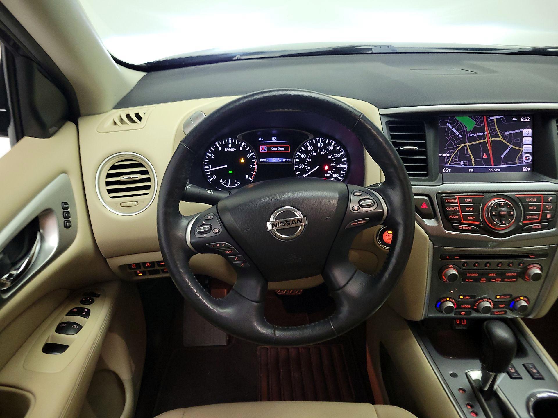Thumbnail: 2019 Nissan Pathfinder - 10