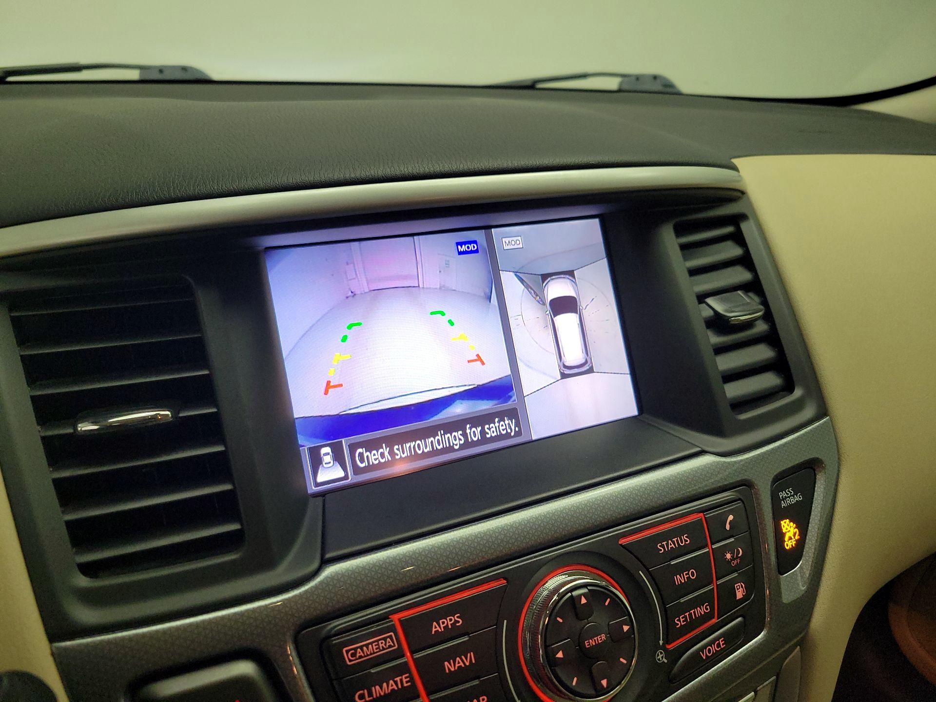 Thumbnail: 2019 Nissan Pathfinder - 15