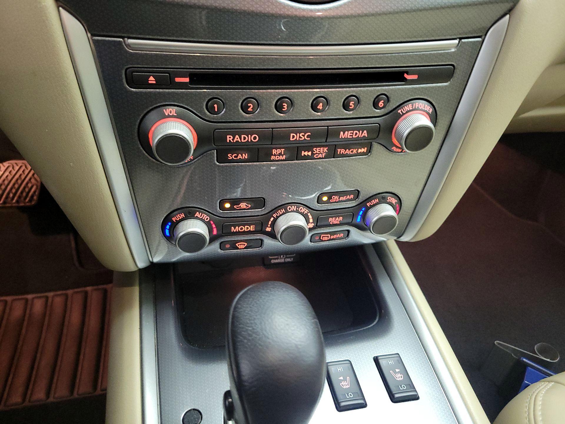 Thumbnail: 2019 Nissan Pathfinder - 17