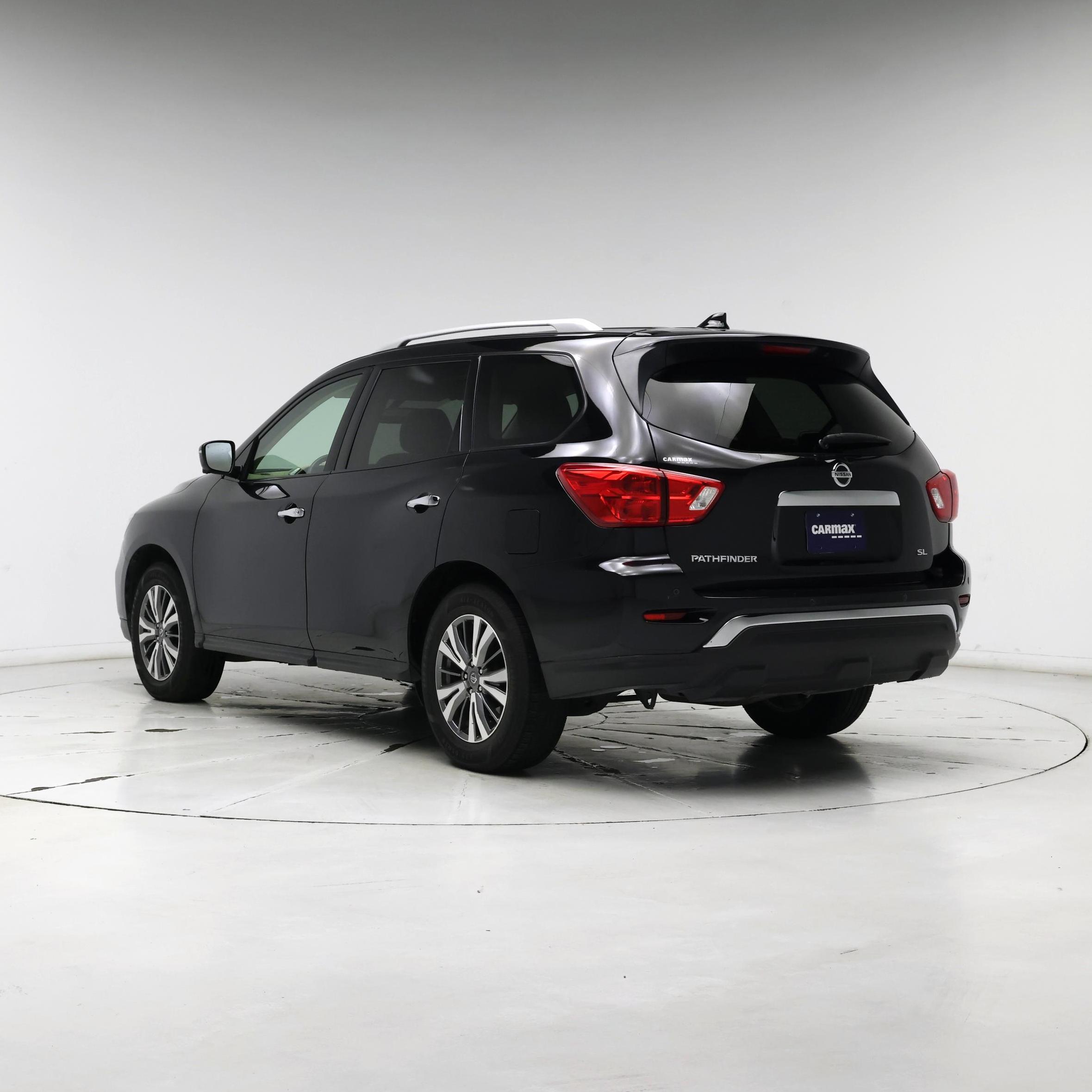 Thumbnail: 2019 Nissan Pathfinder - 2