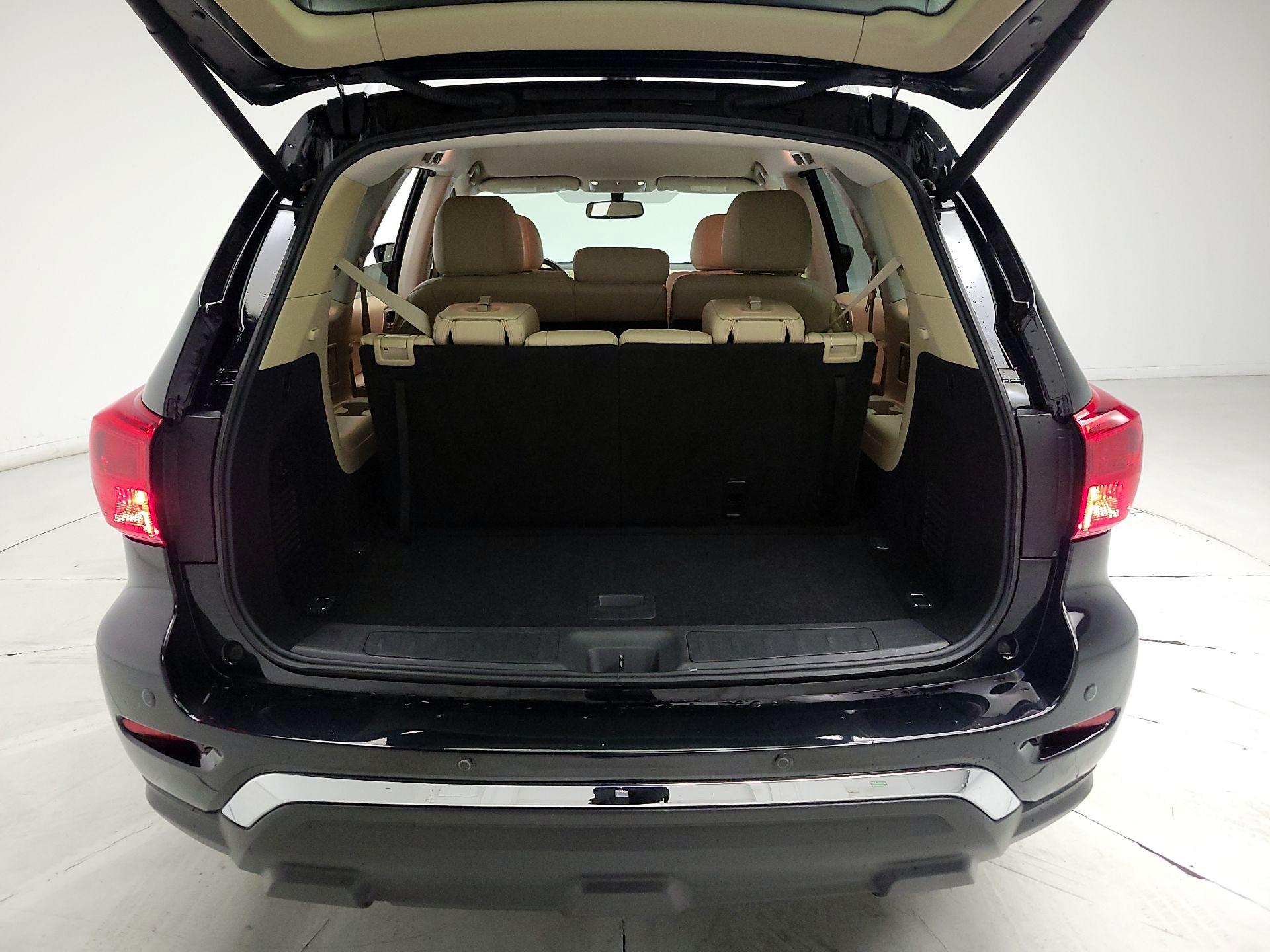 Thumbnail: 2019 Nissan Pathfinder - 20