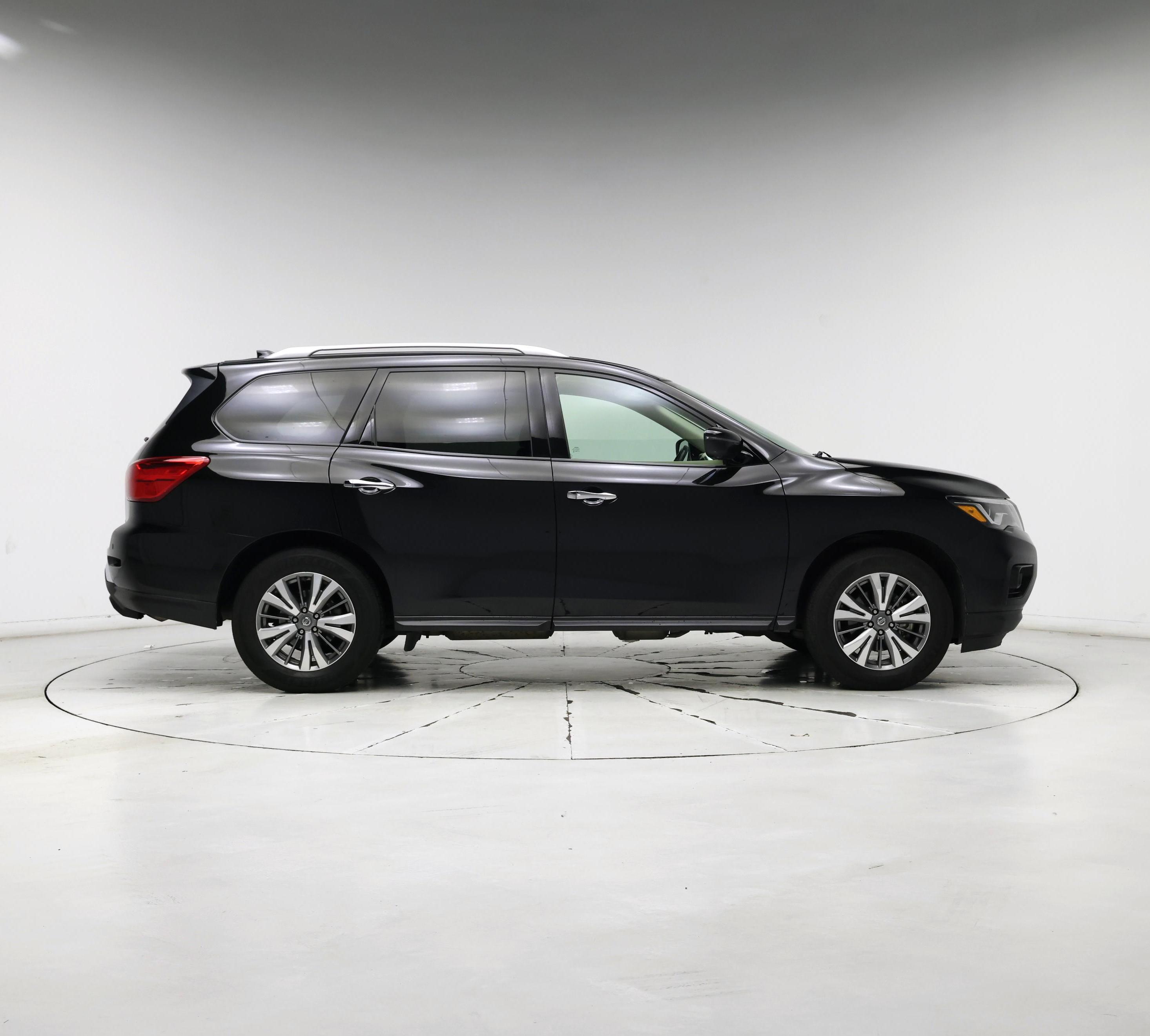 Thumbnail: 2019 Nissan Pathfinder - 7