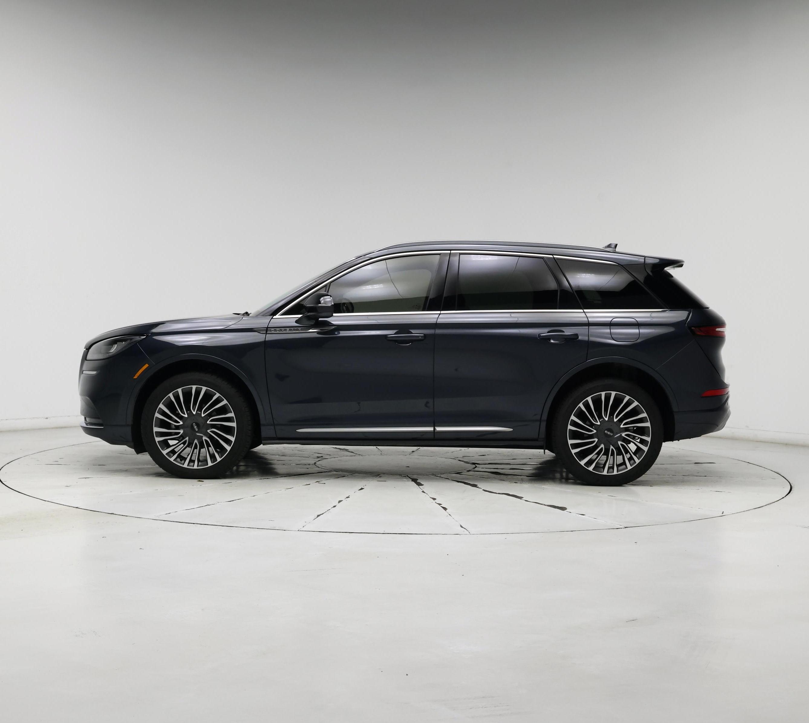 Thumbnail: 2020 Lincoln Corsair - 3