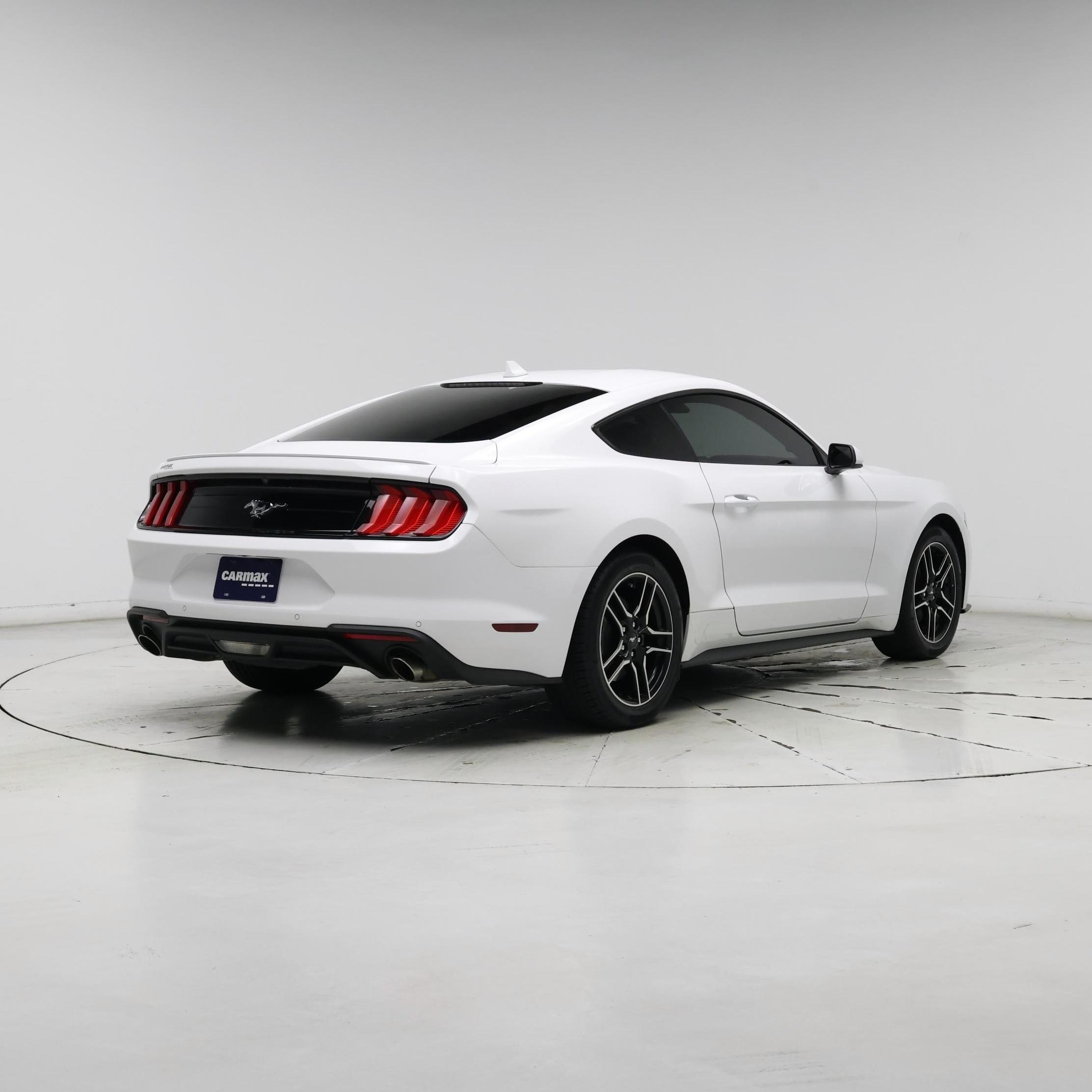 Thumbnail: 2022 Ford Mustang - 8