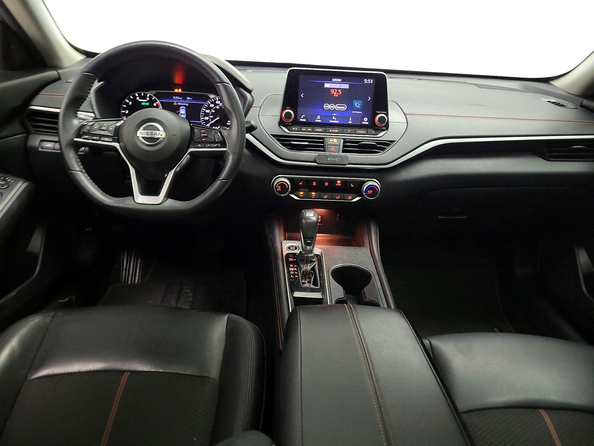 Thumbnail: 2020 Nissan Altima - 9