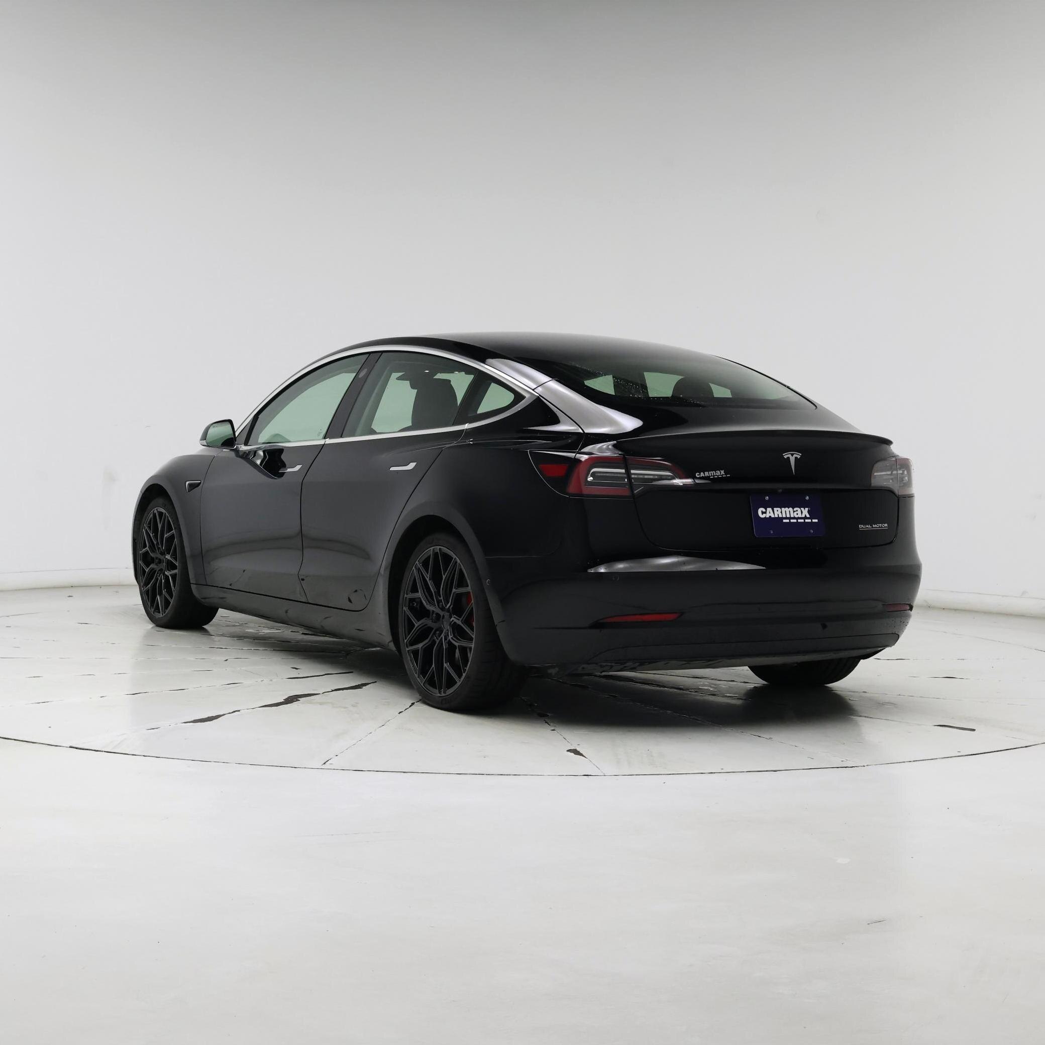 Thumbnail: 2019 Tesla Model 3 - 2