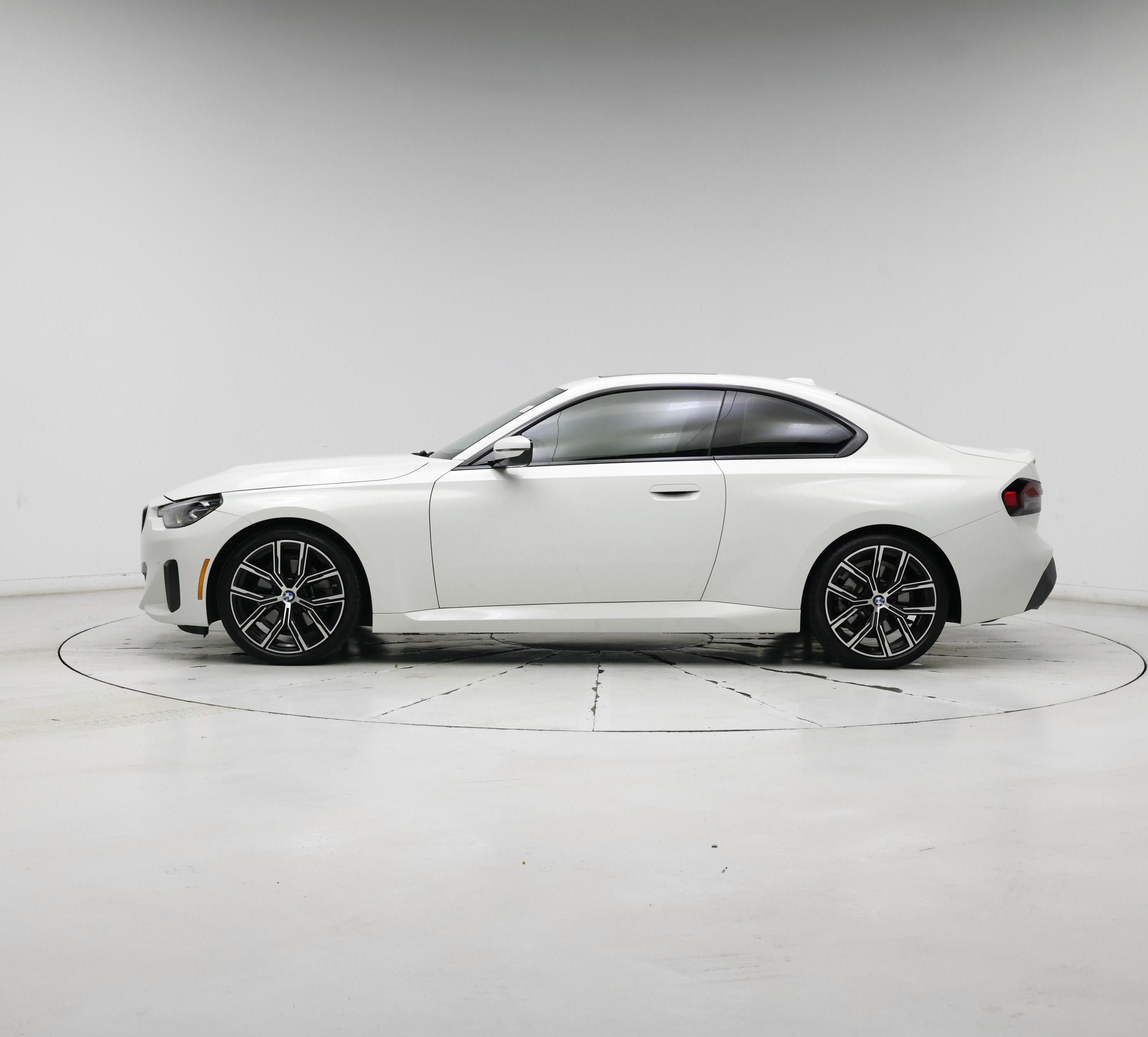 Thumbnail: 2024 BMW 2 Series - 3