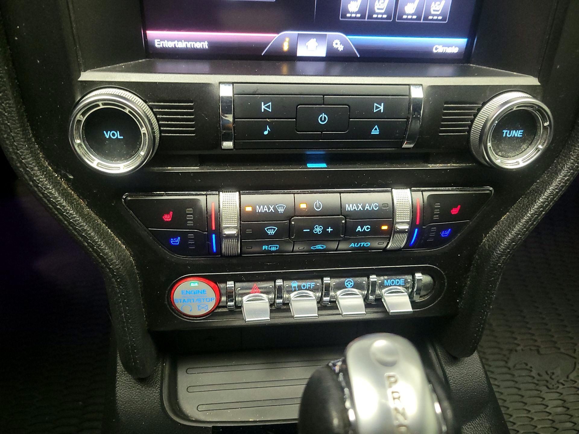 Thumbnail: 2015 Ford Mustang - 17