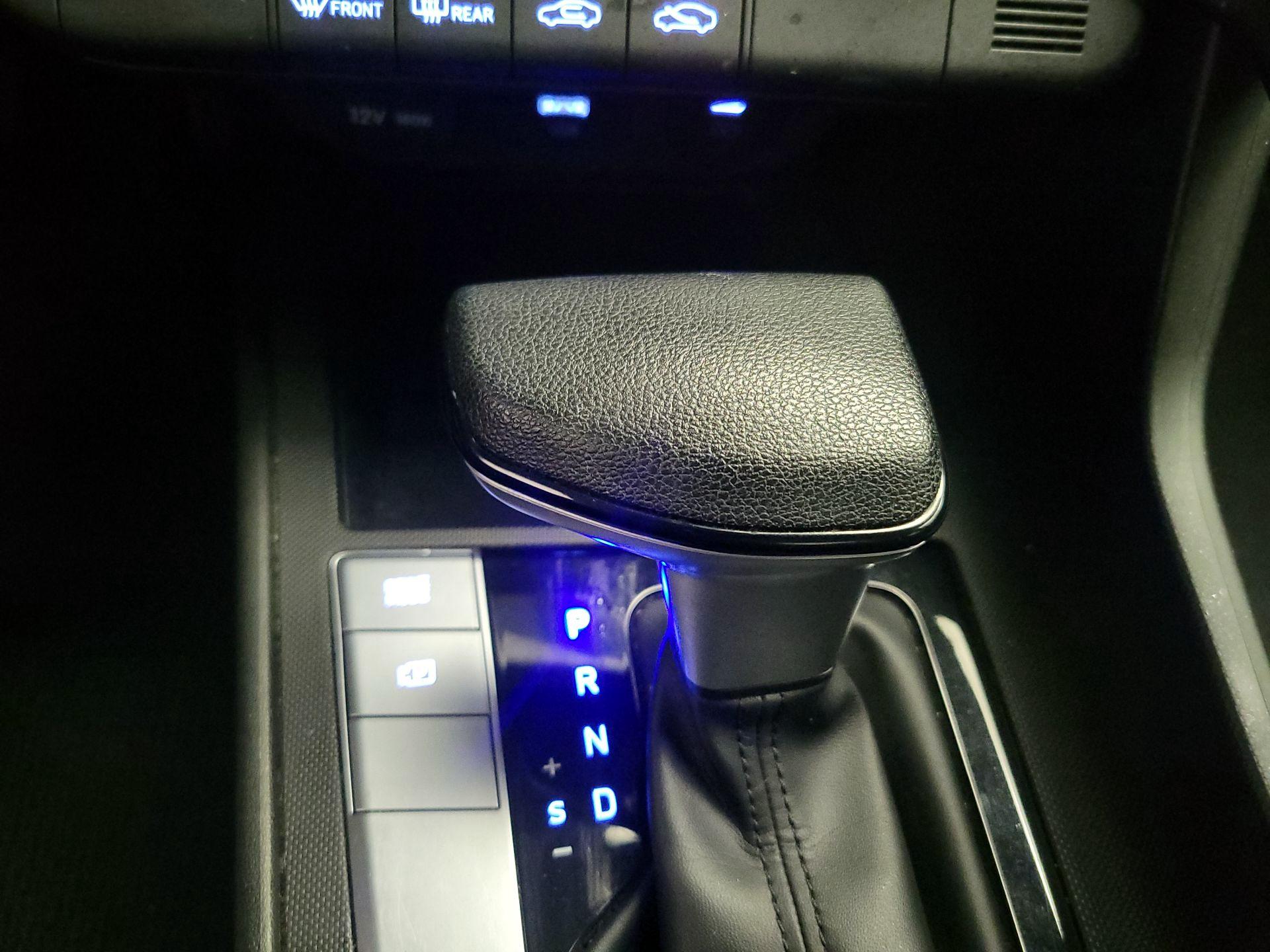 Thumbnail: 2025 Hyundai Elantra - 18