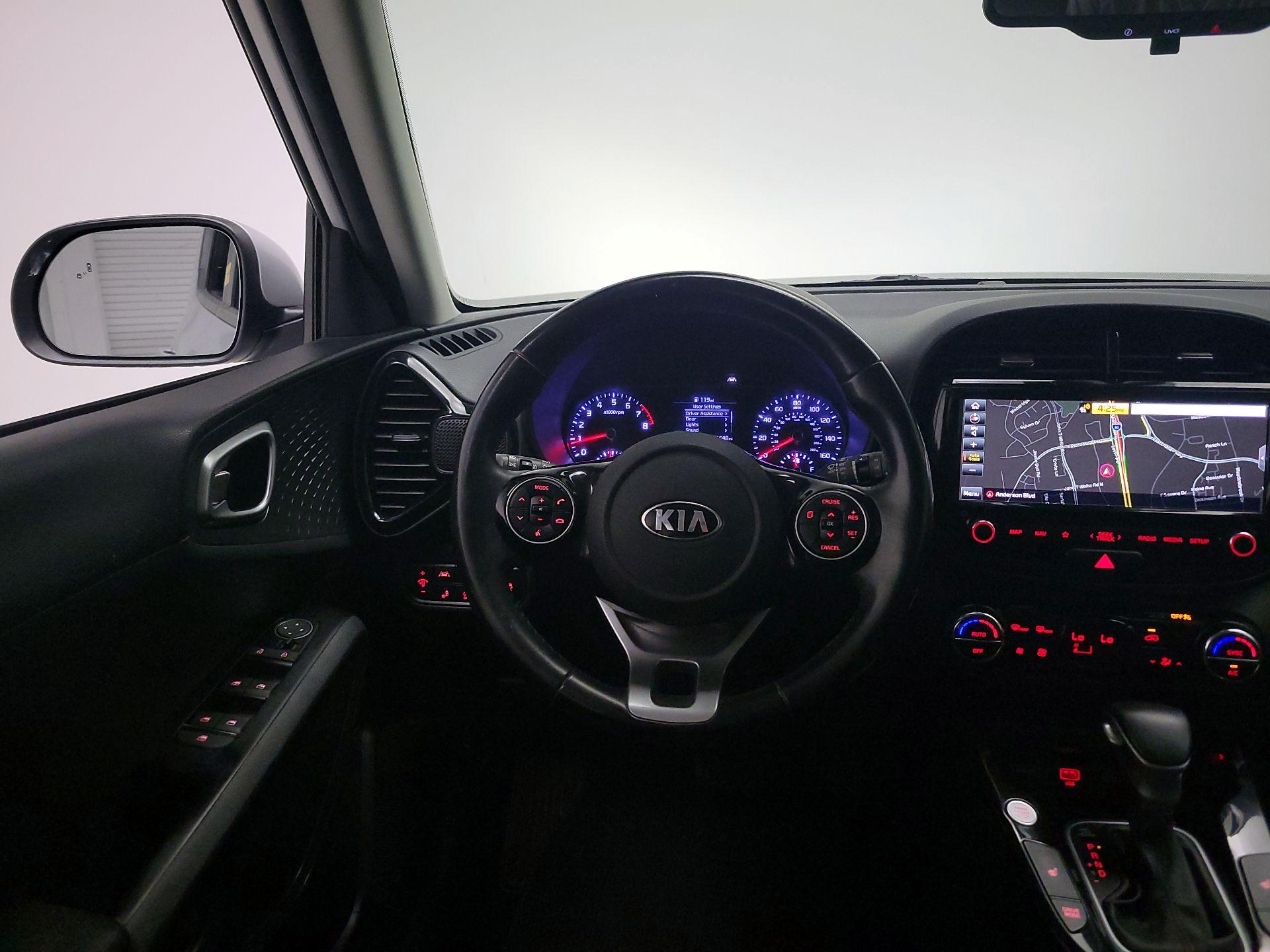 Thumbnail: 2020 Kia Soul - 10