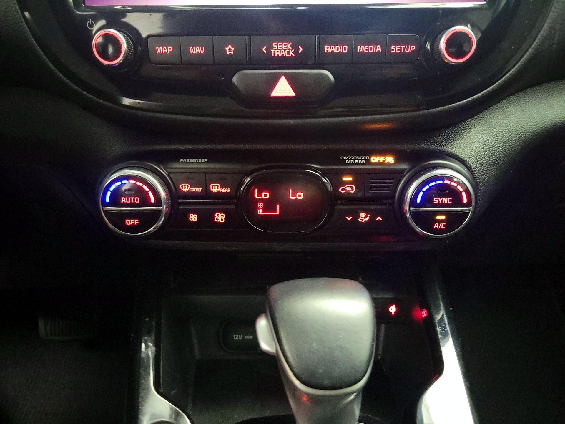 Thumbnail: 2020 Kia Soul - 17