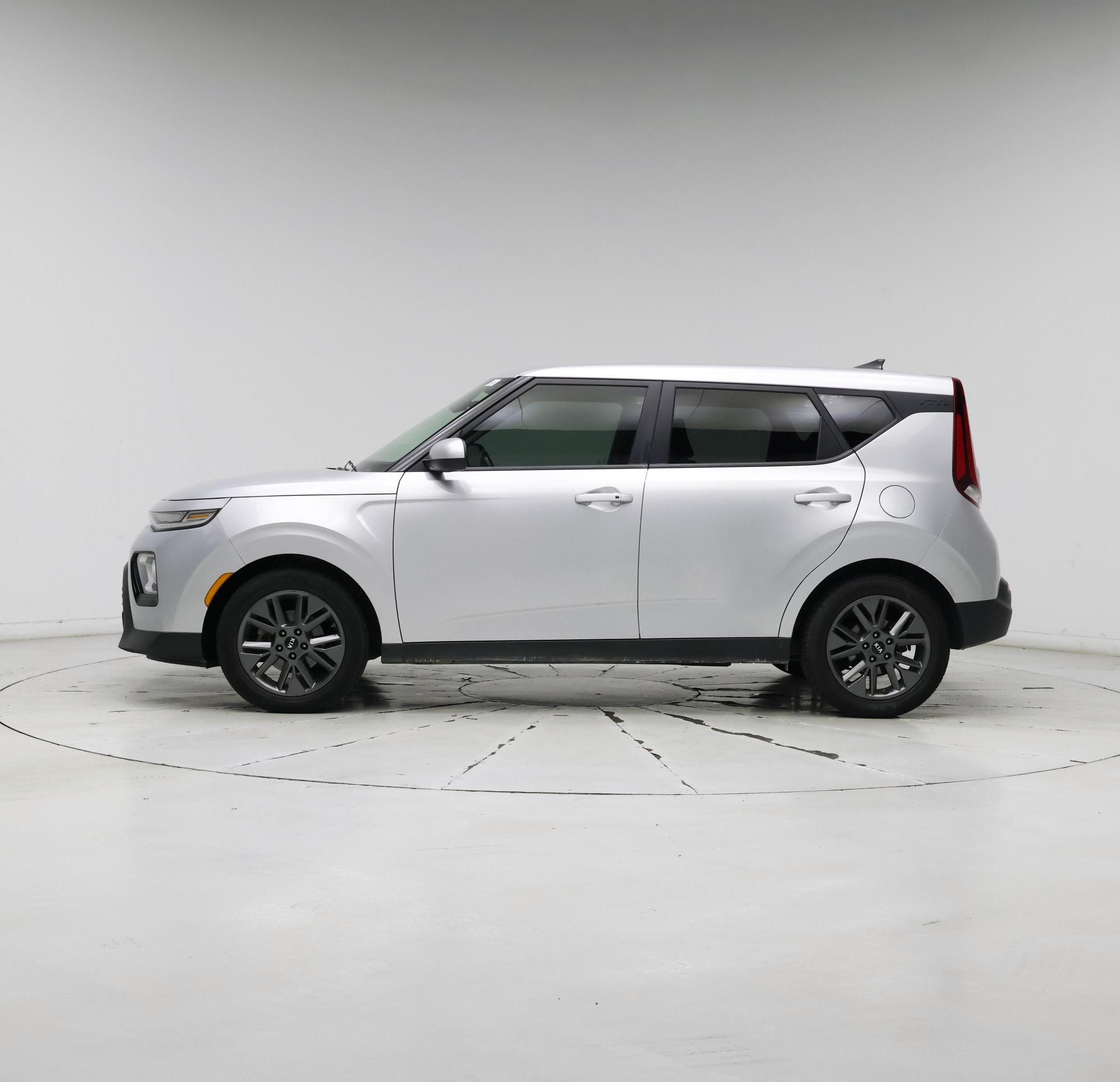 Thumbnail: 2020 Kia Soul - 3