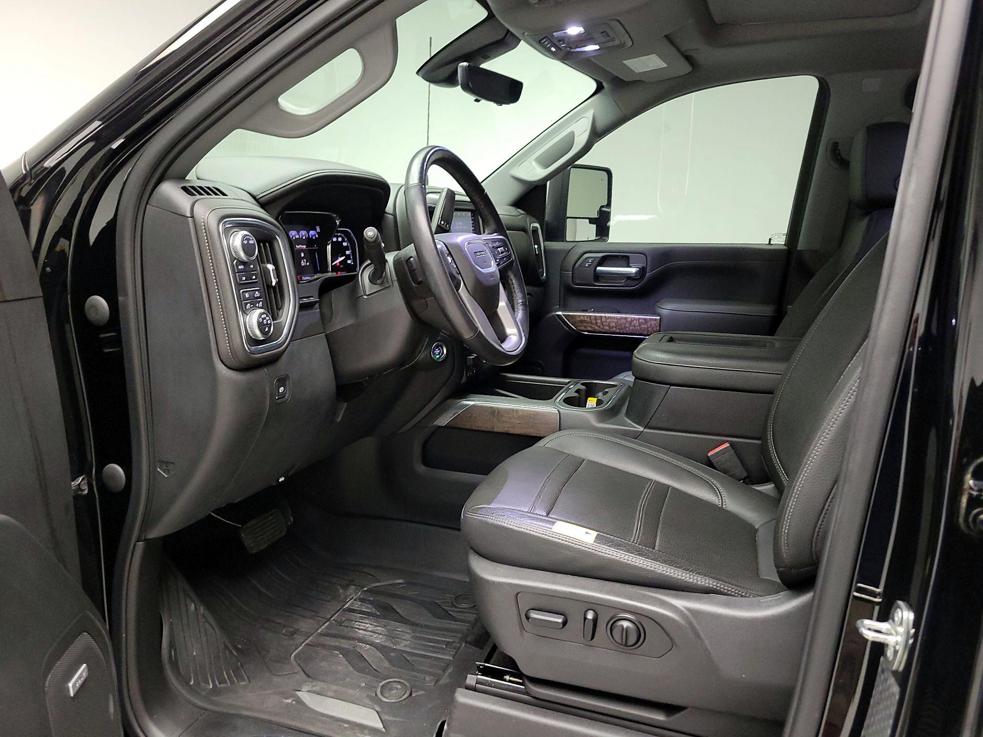 Thumbnail: 2020 GMC Sierra 3500 - 9