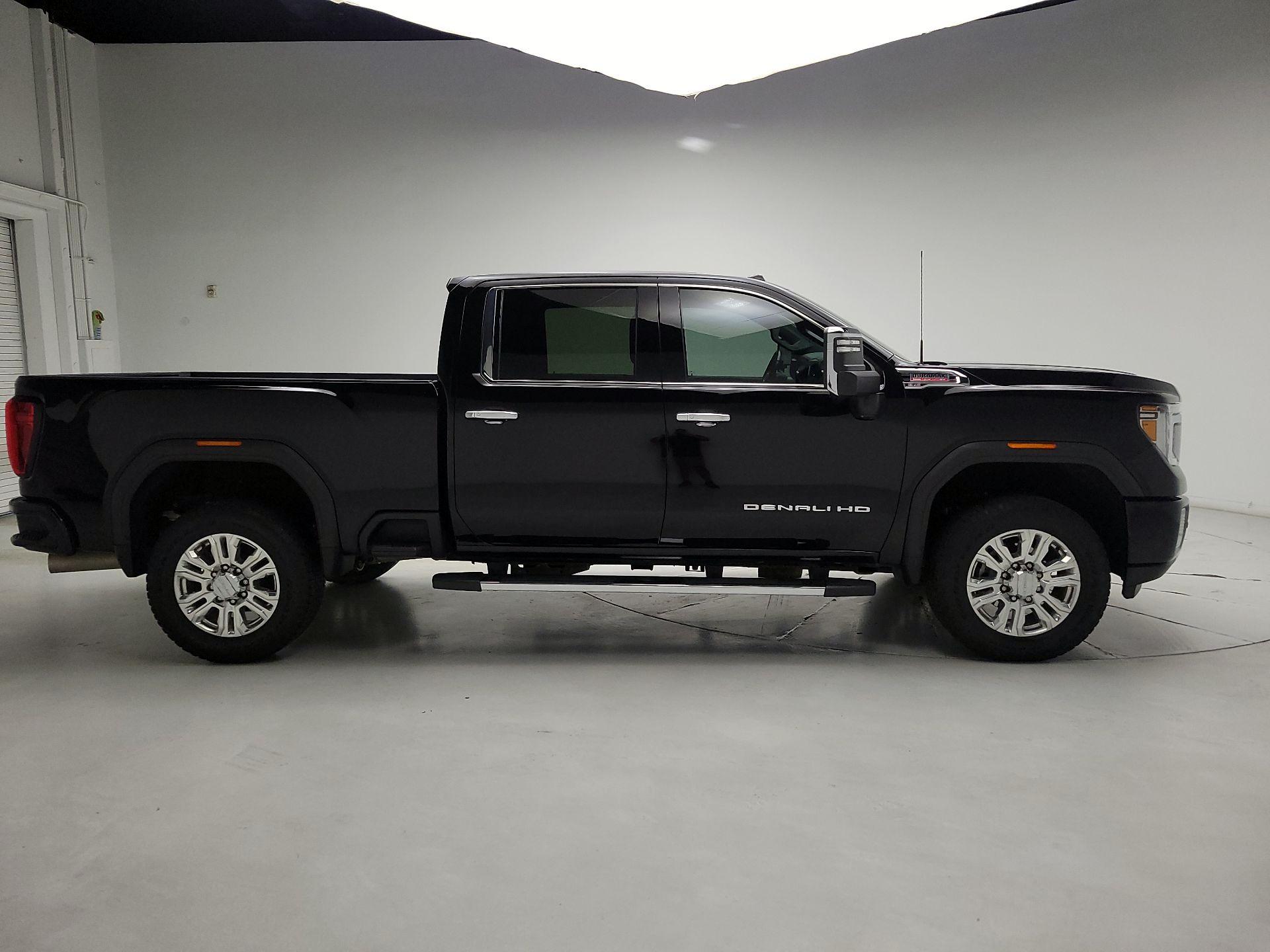 Thumbnail: 2020 GMC Sierra 3500 - 4