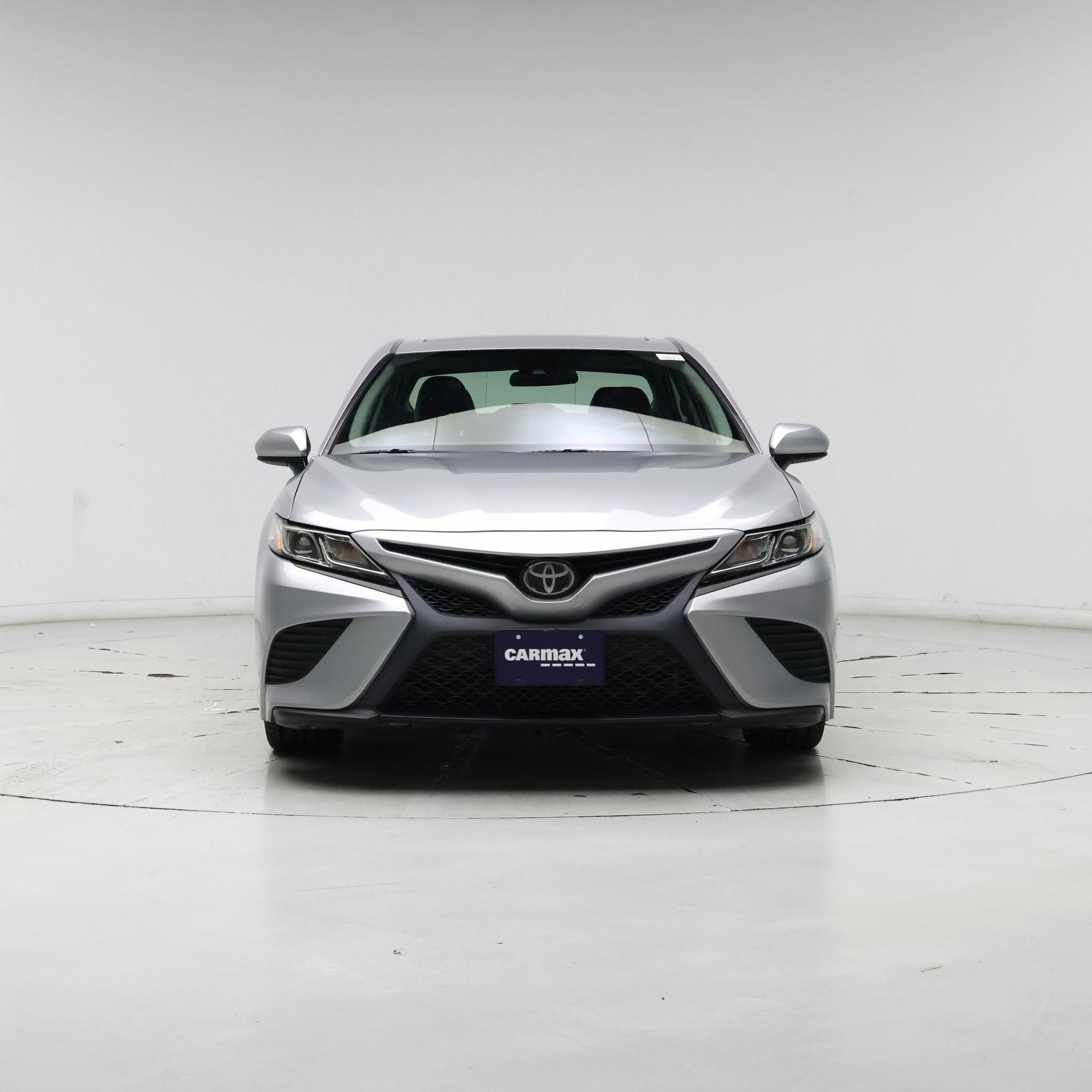 Thumbnail: 2019 Toyota Camry - 5