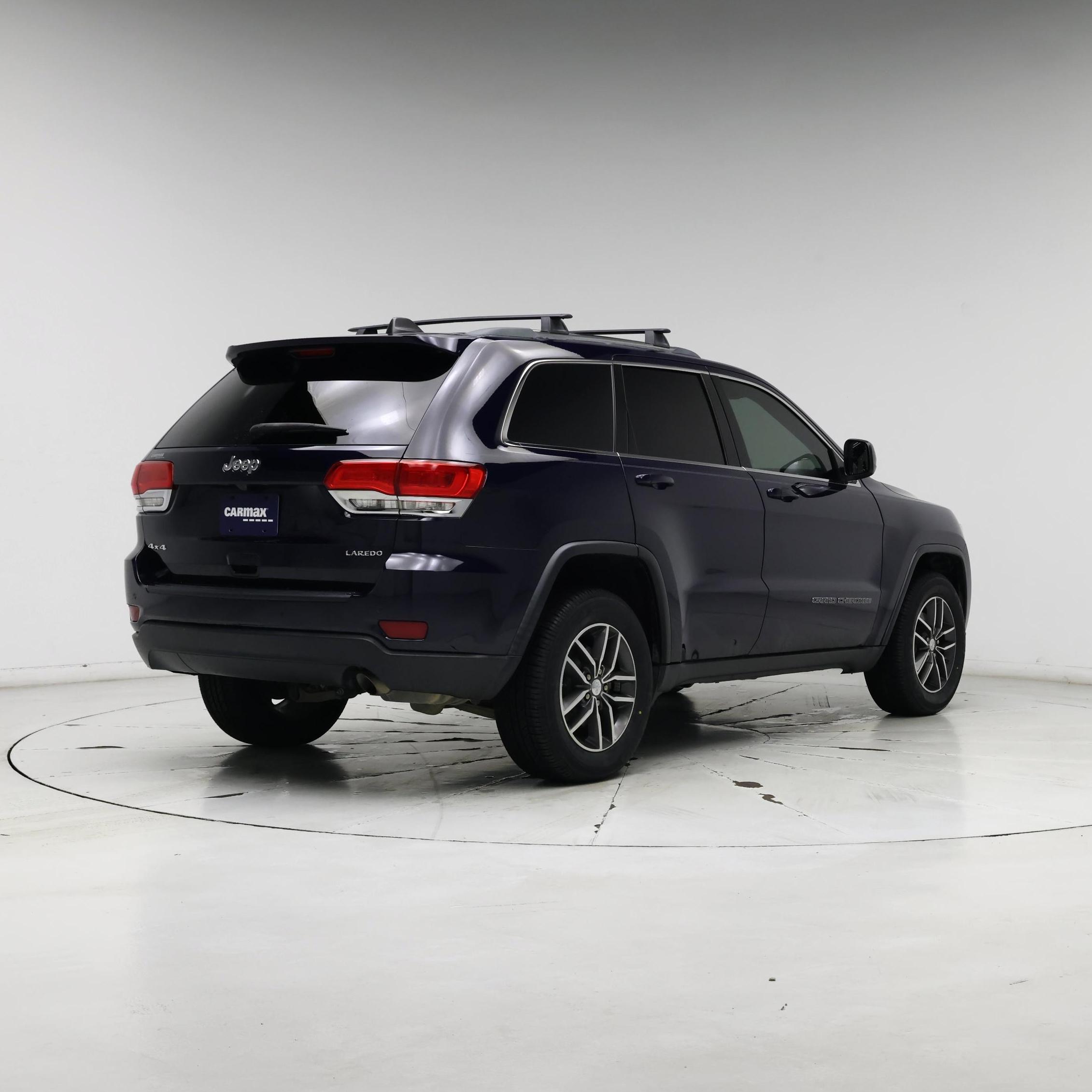 Thumbnail: 2018 Jeep Grand Cherokee - 8