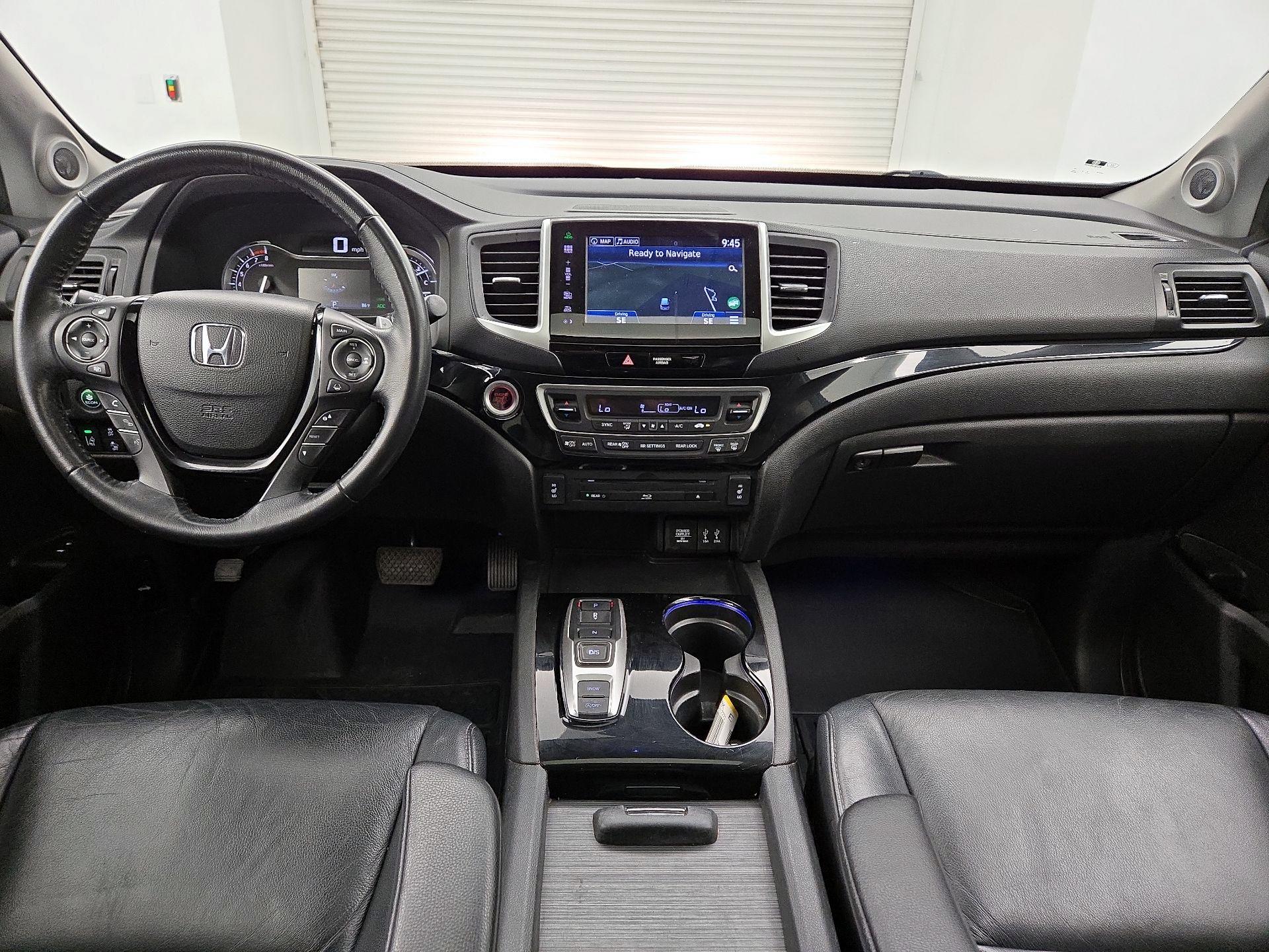 Thumbnail: 2016 Honda Pilot - 9