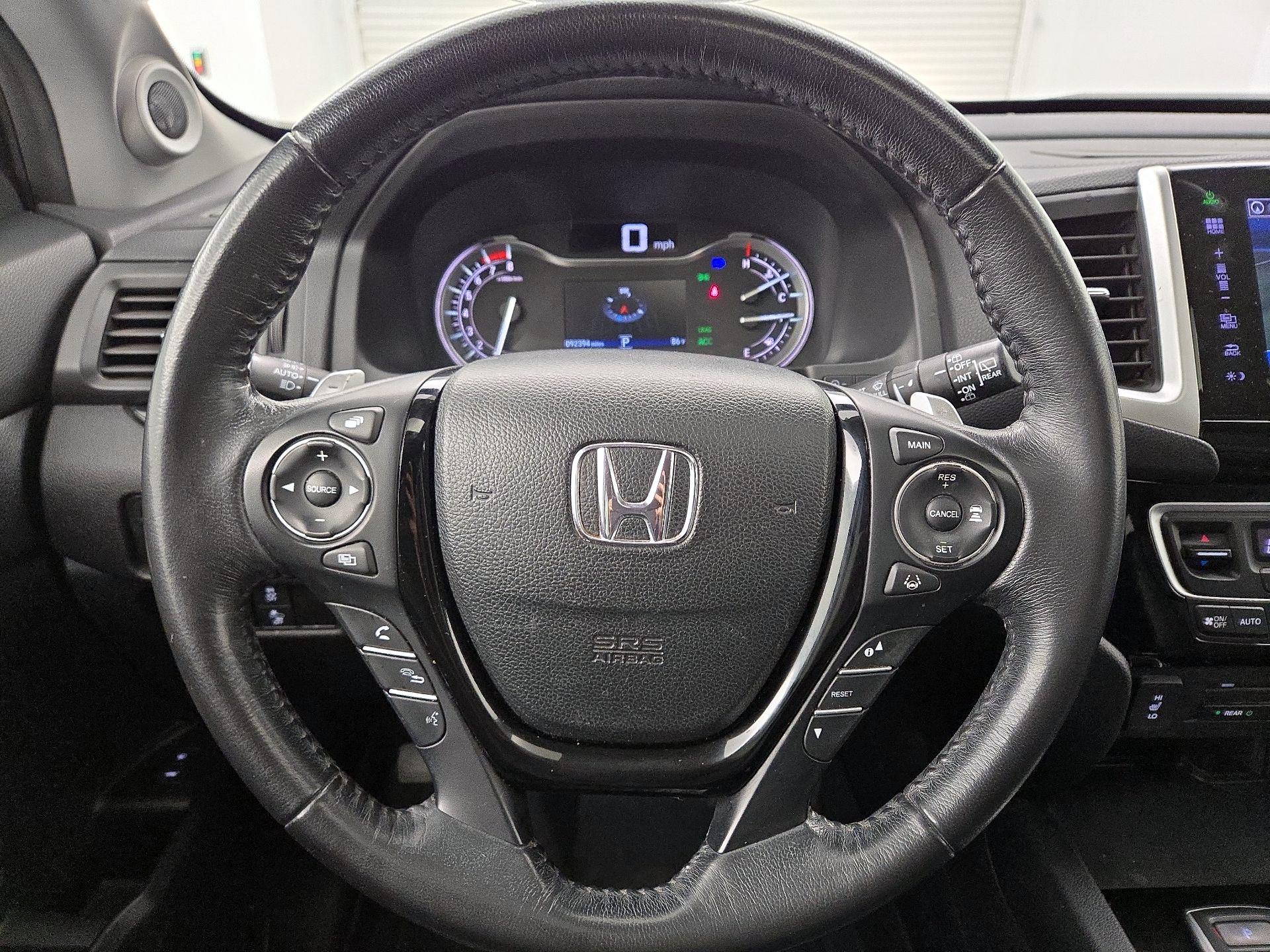 Thumbnail: 2016 Honda Pilot - 10