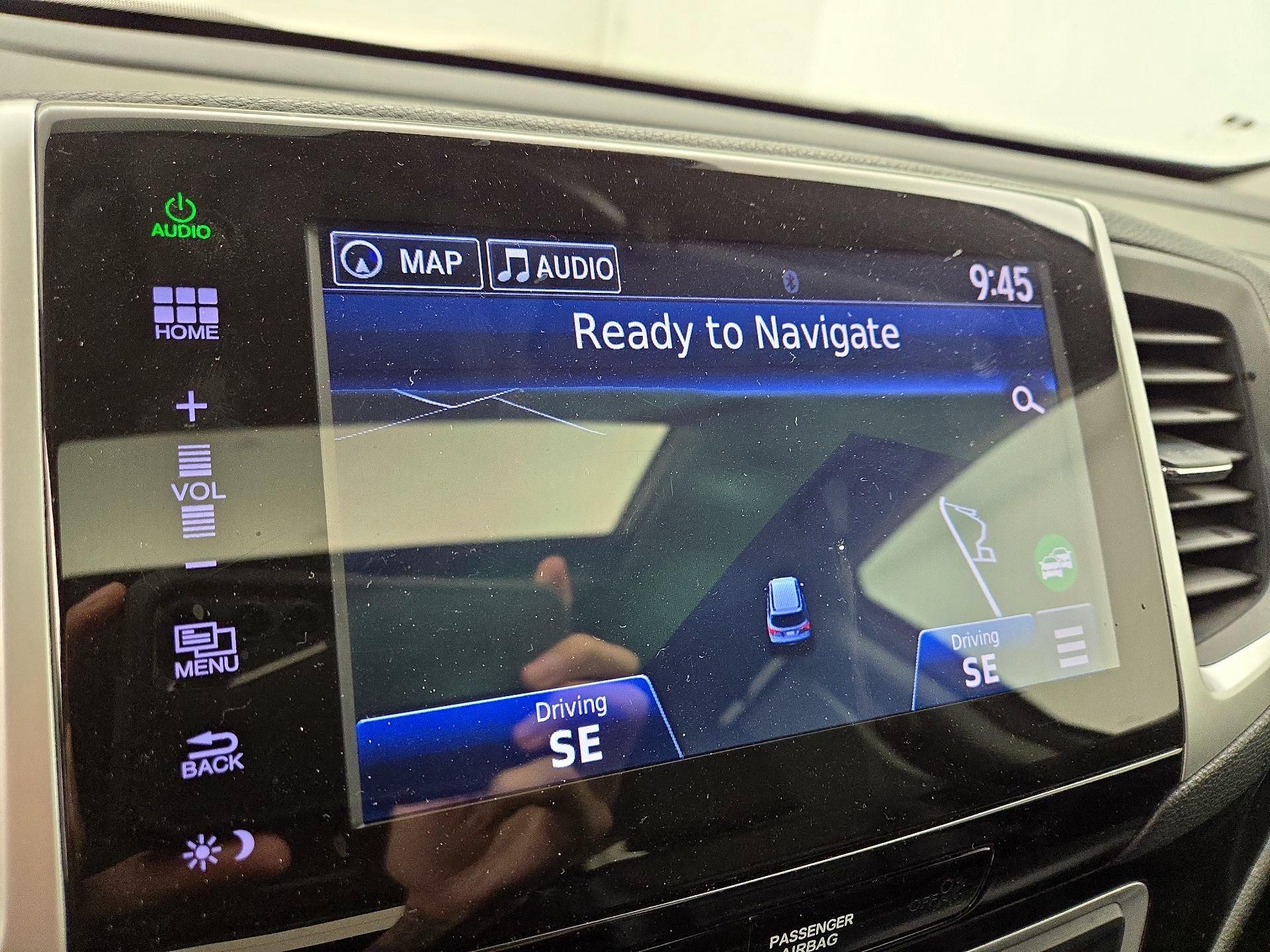 Thumbnail: 2016 Honda Pilot - 14