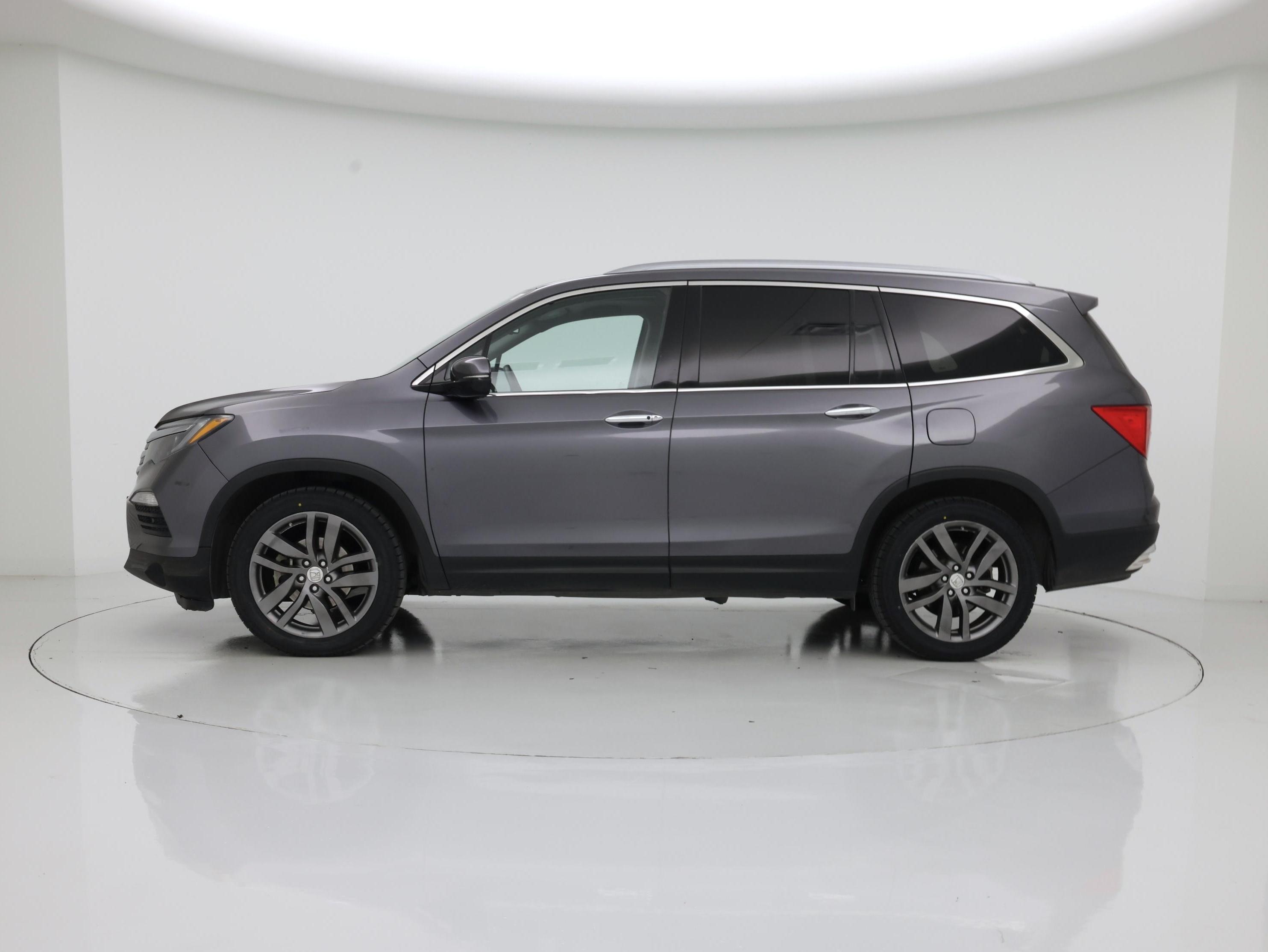 Thumbnail: 2016 Honda Pilot - 3