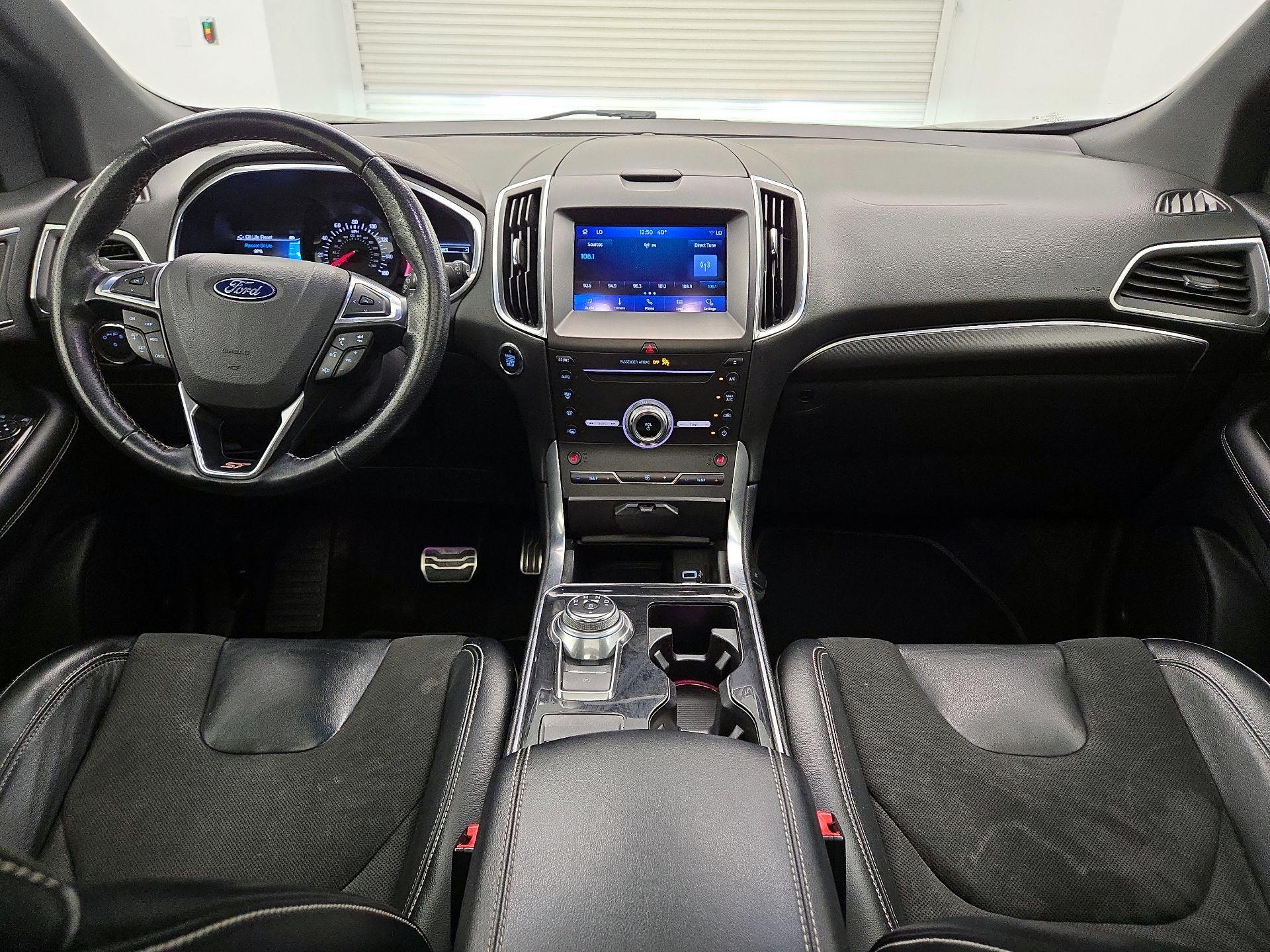 Thumbnail: 2019 Ford Edge - 9