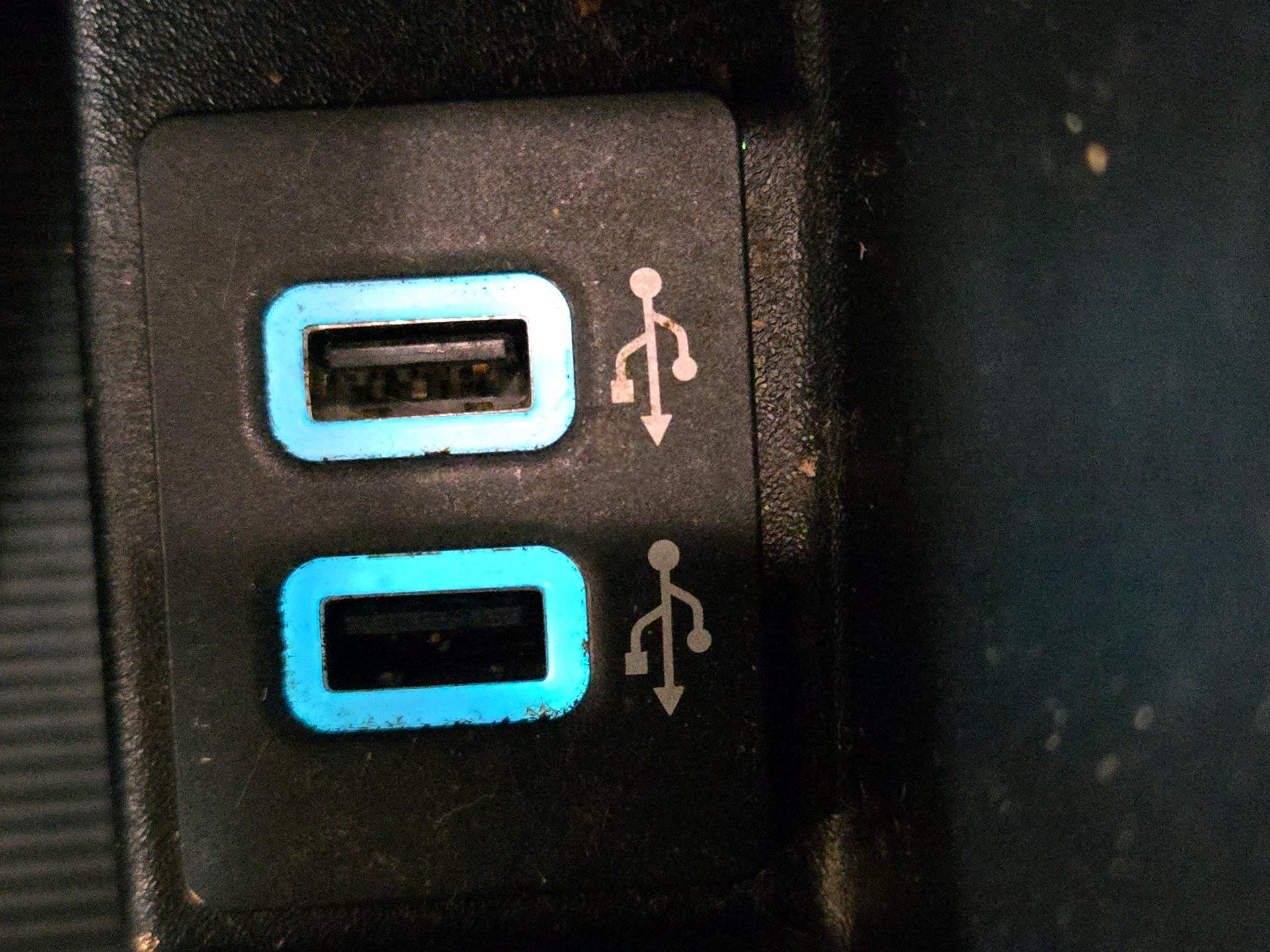 Thumbnail: 2019 Ford Edge - 18