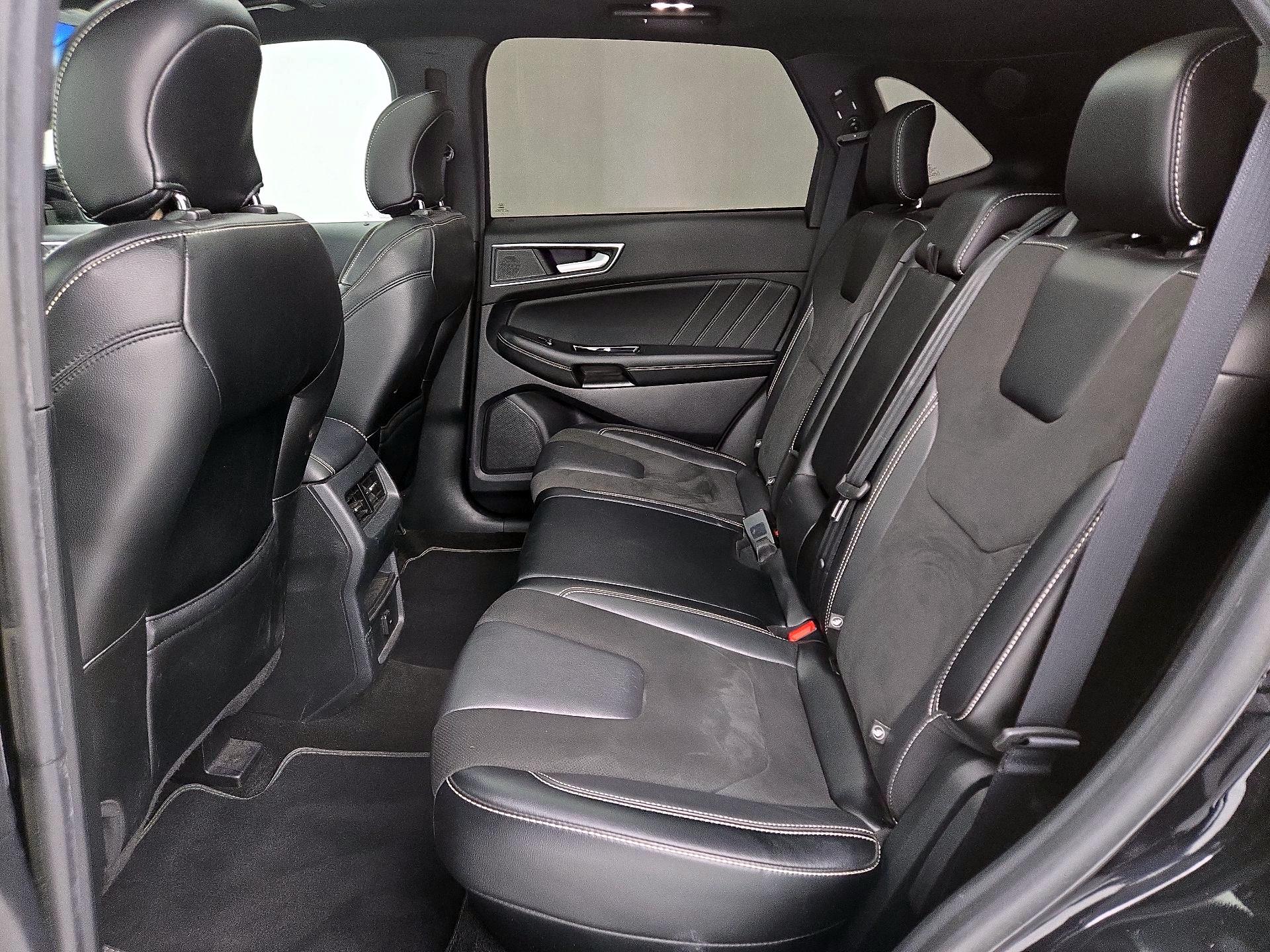 Thumbnail: 2019 Ford Edge - 20