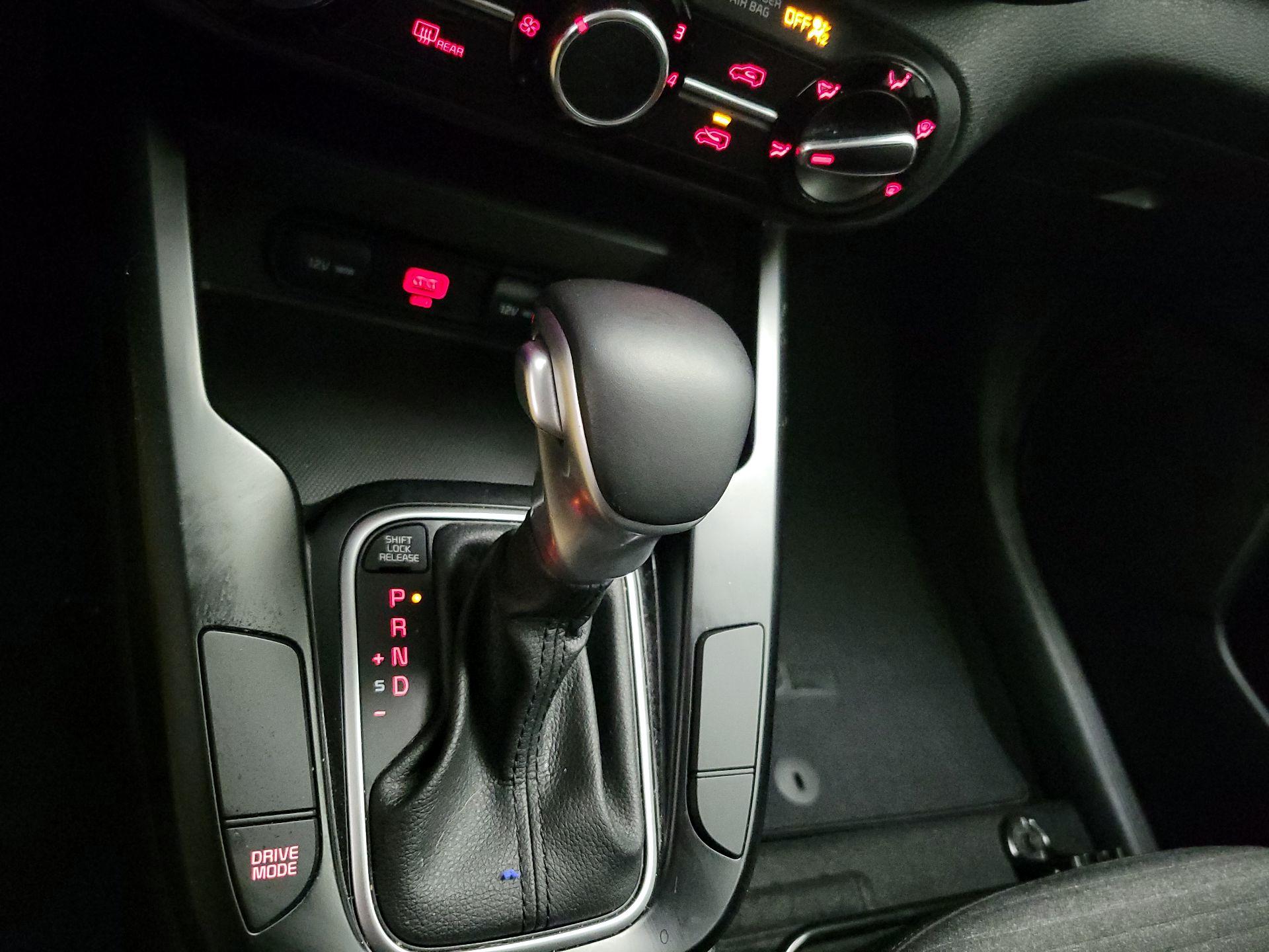 Thumbnail: 2020 Kia Soul - 17
