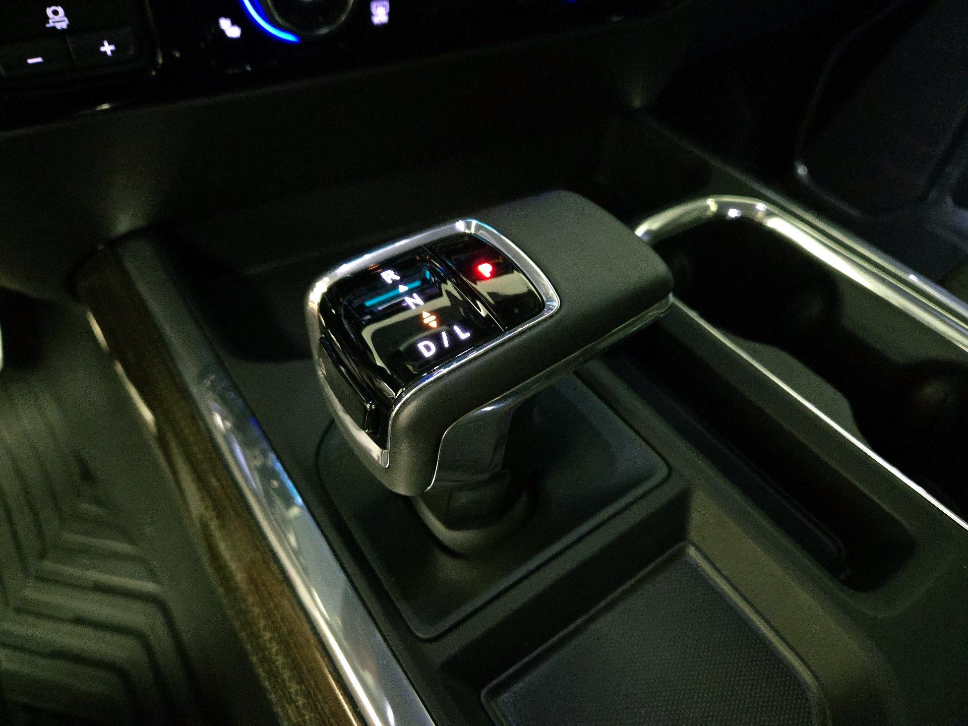 Thumbnail: 2025 Chevrolet Silverado 1500 - 18