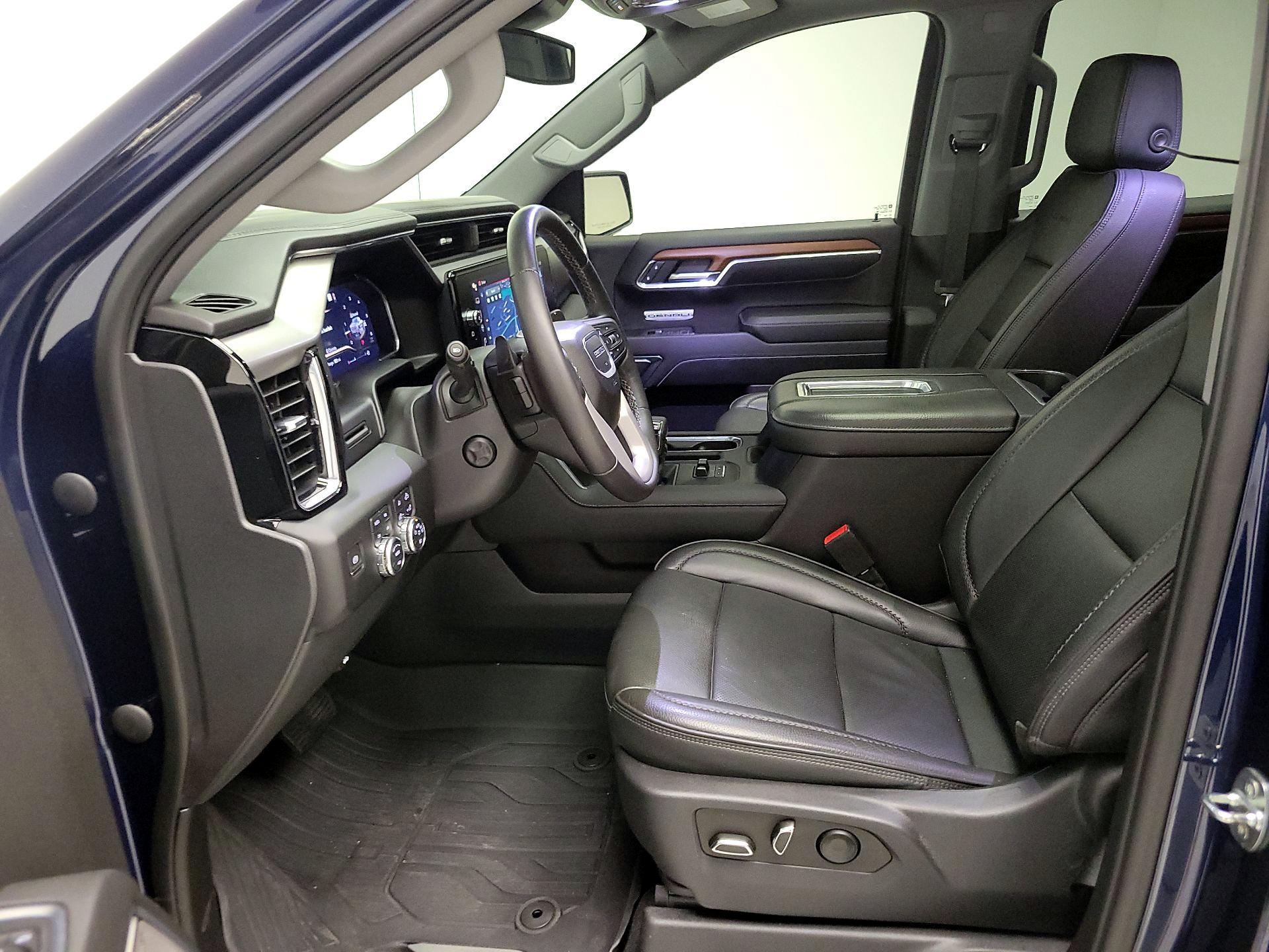 Thumbnail: 2022 GMC Sierra 1500 - 11