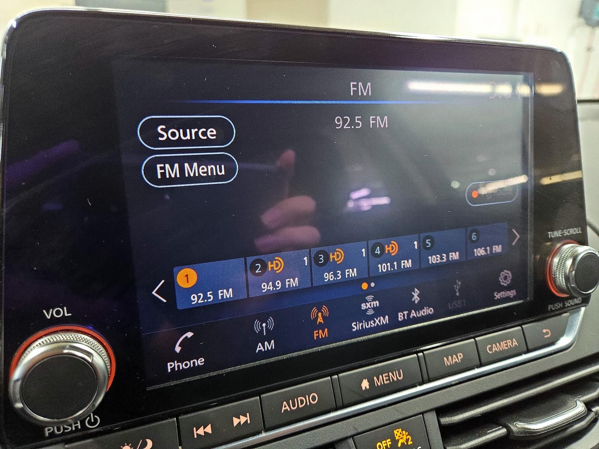 Thumbnail: 2019 Nissan Altima - 16