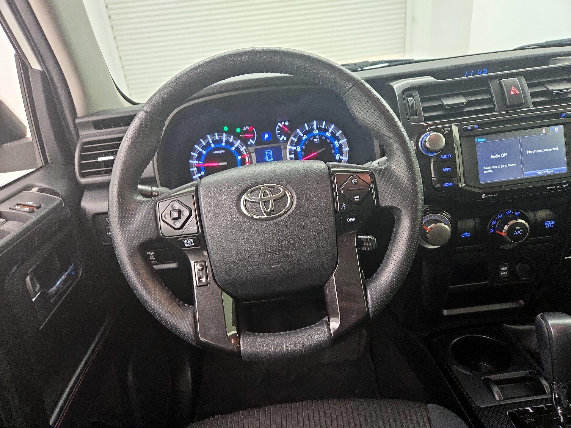 Thumbnail: 2019 Toyota 4Runner - 10