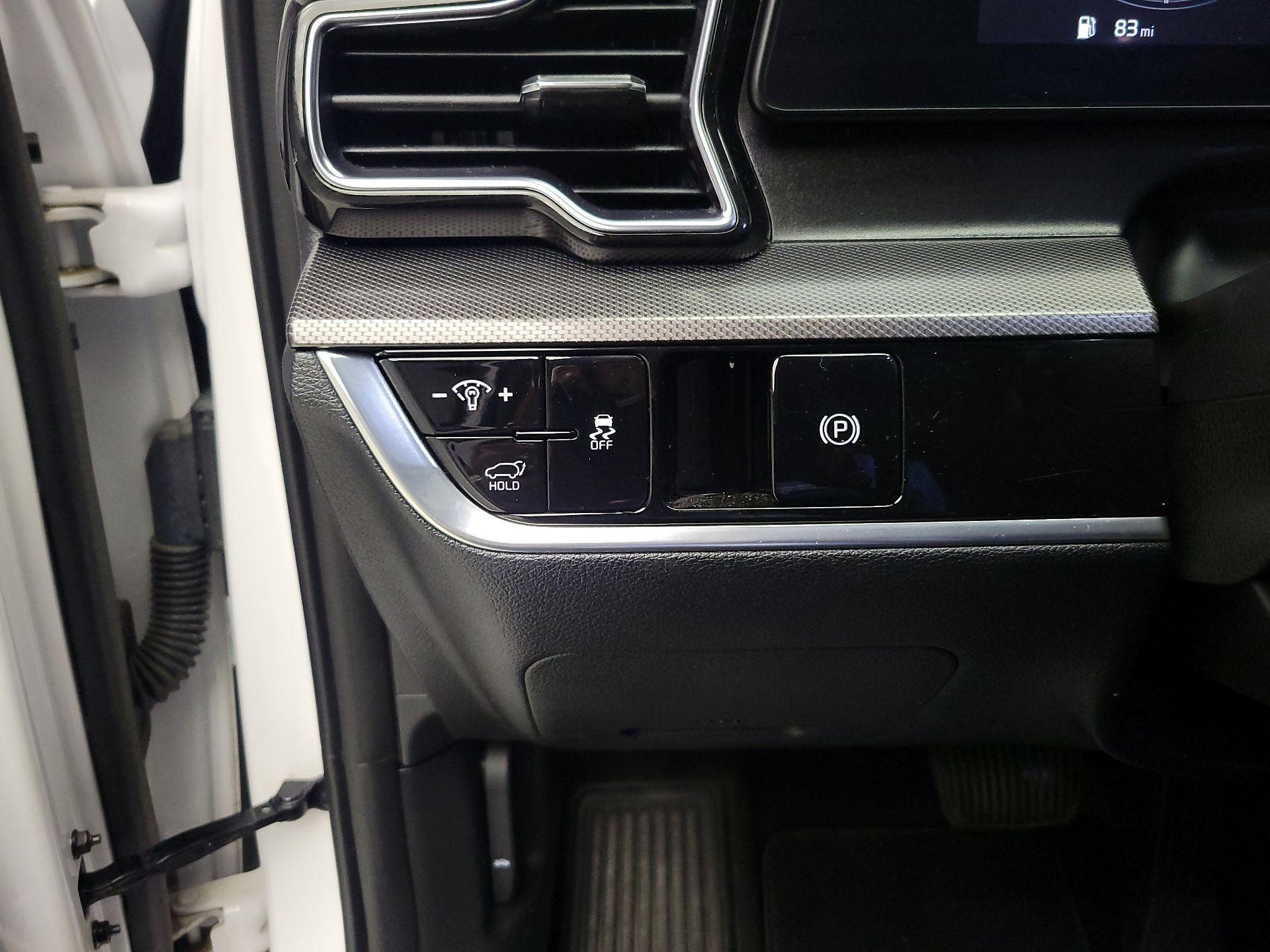 Thumbnail: 2023 Kia Sportage - 13