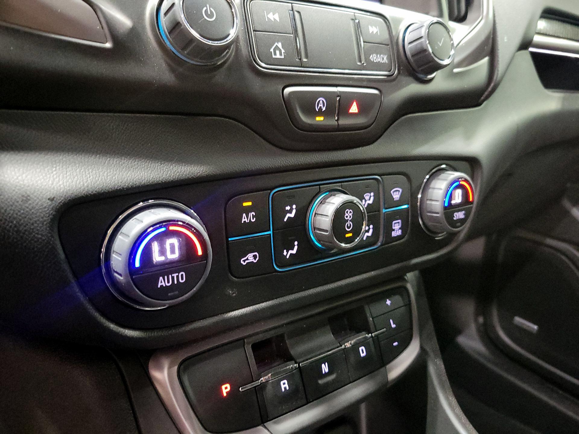 Thumbnail: 2024 GMC Terrain - 16