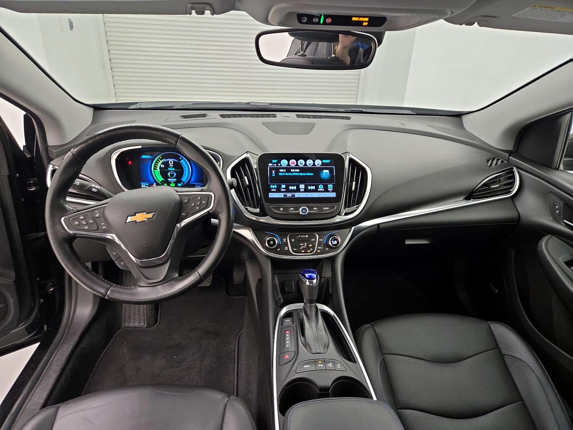 Thumbnail: 2018 Chevrolet Volt - 9