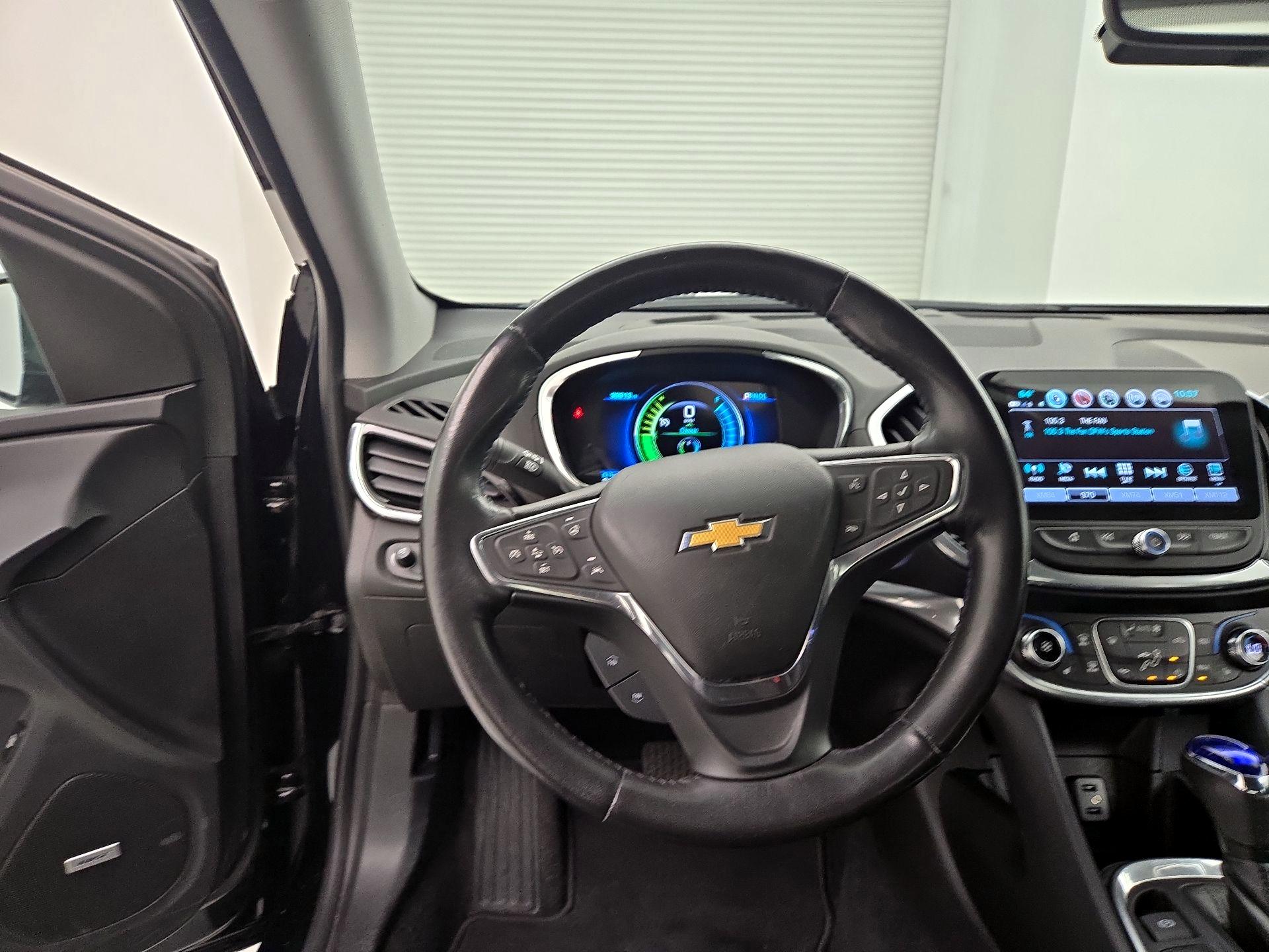Thumbnail: 2018 Chevrolet Volt - 10