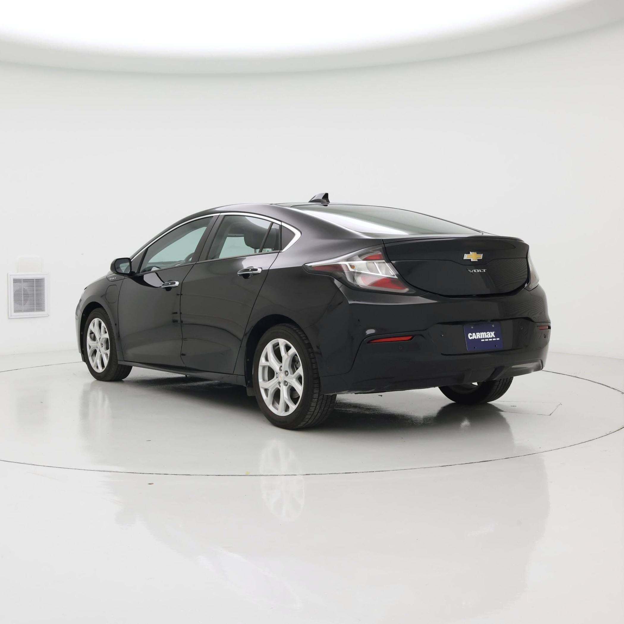 Thumbnail: 2018 Chevrolet Volt - 2