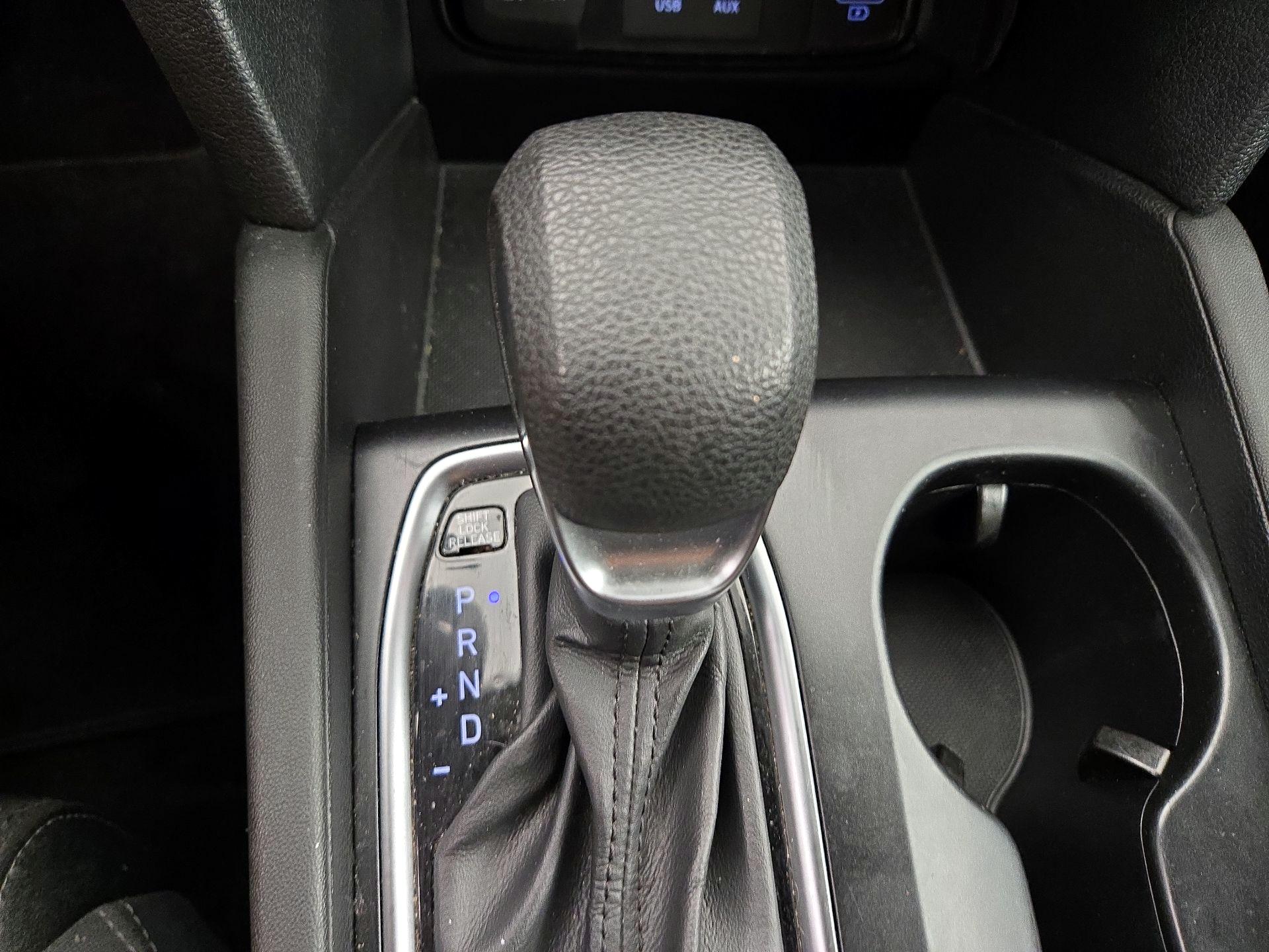 Thumbnail: 2019 Hyundai Santa Fe - 17