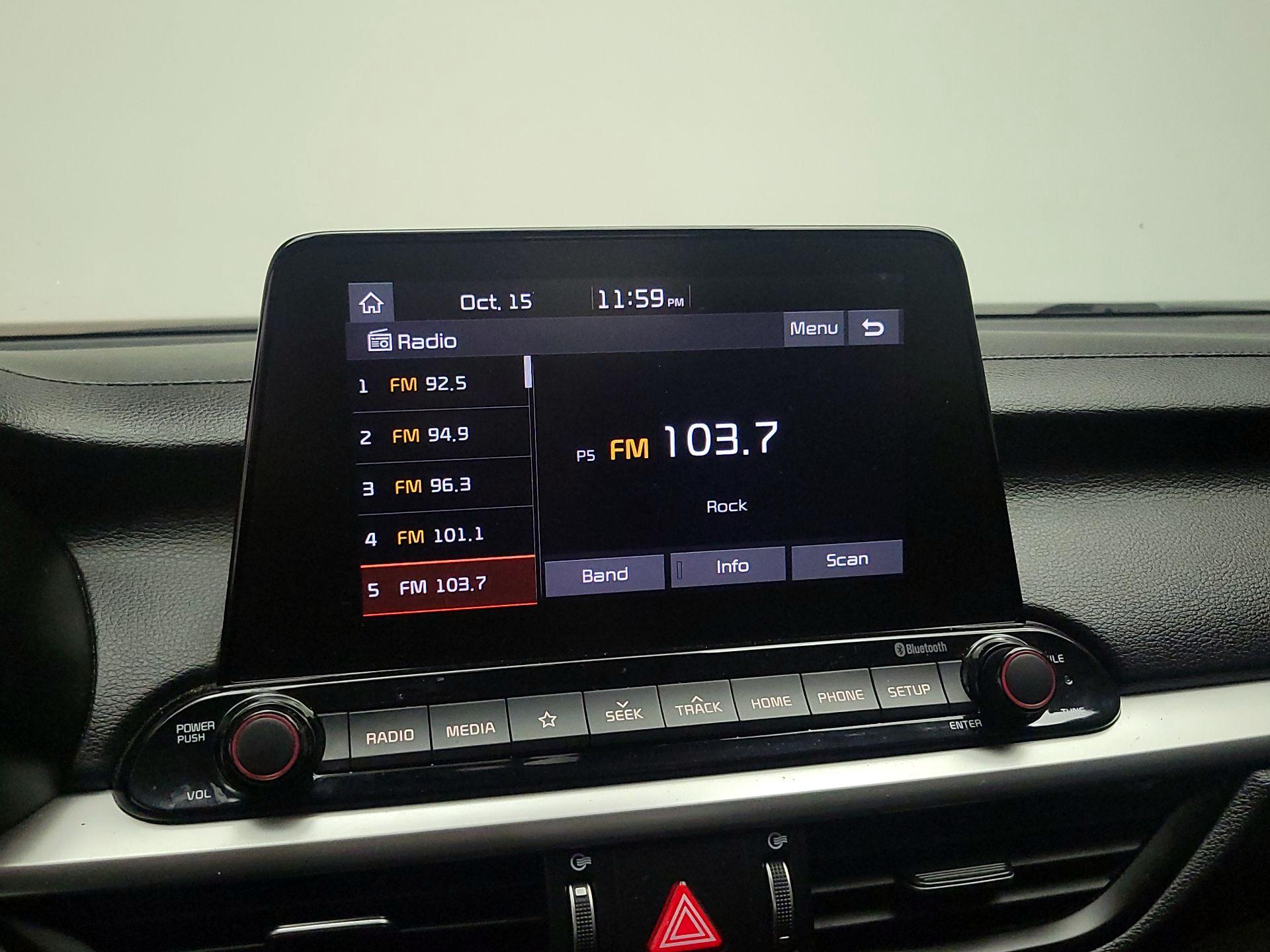 Thumbnail: 2020 Kia Forte - 15