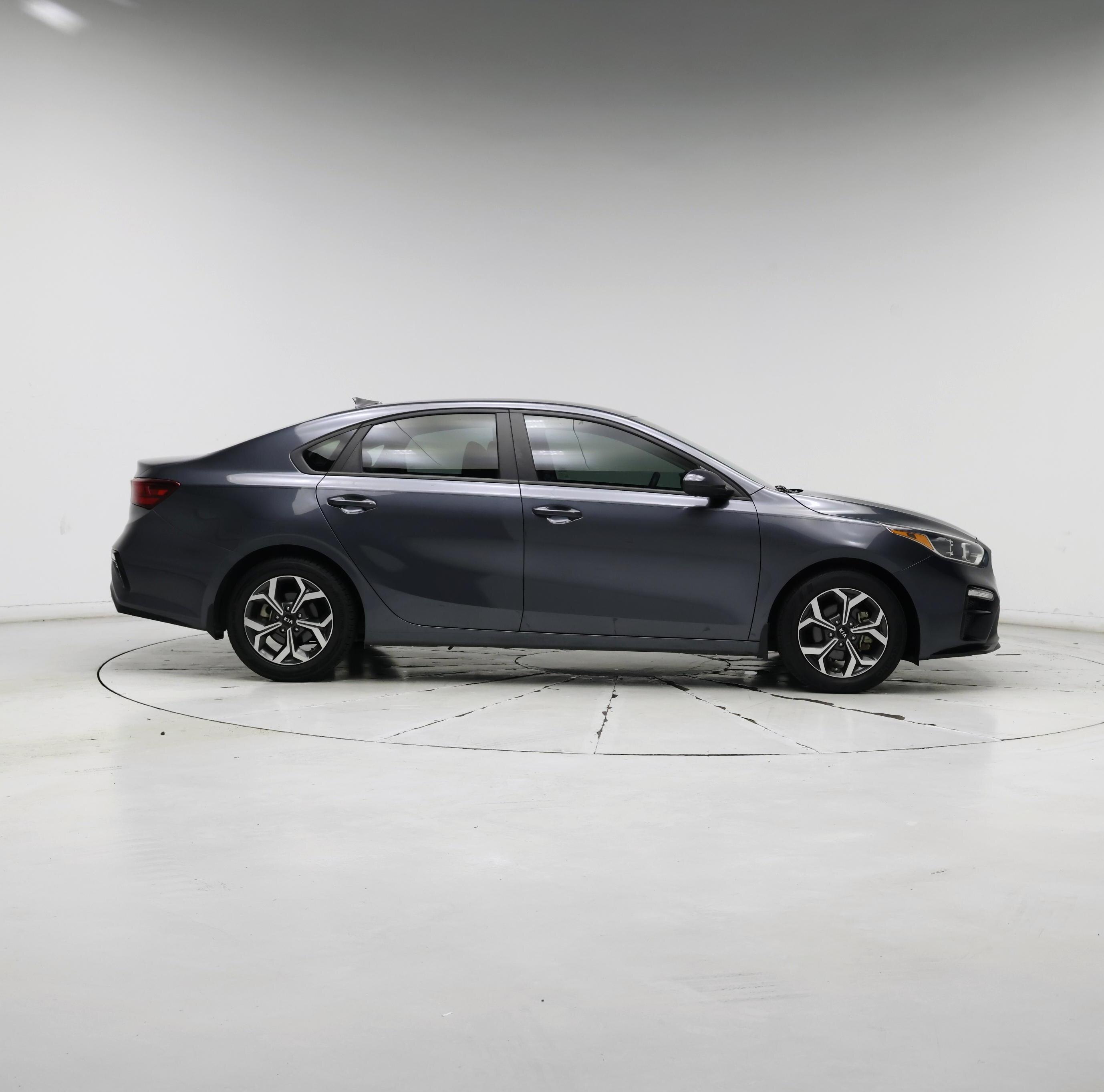 Thumbnail: 2020 Kia Forte - 7