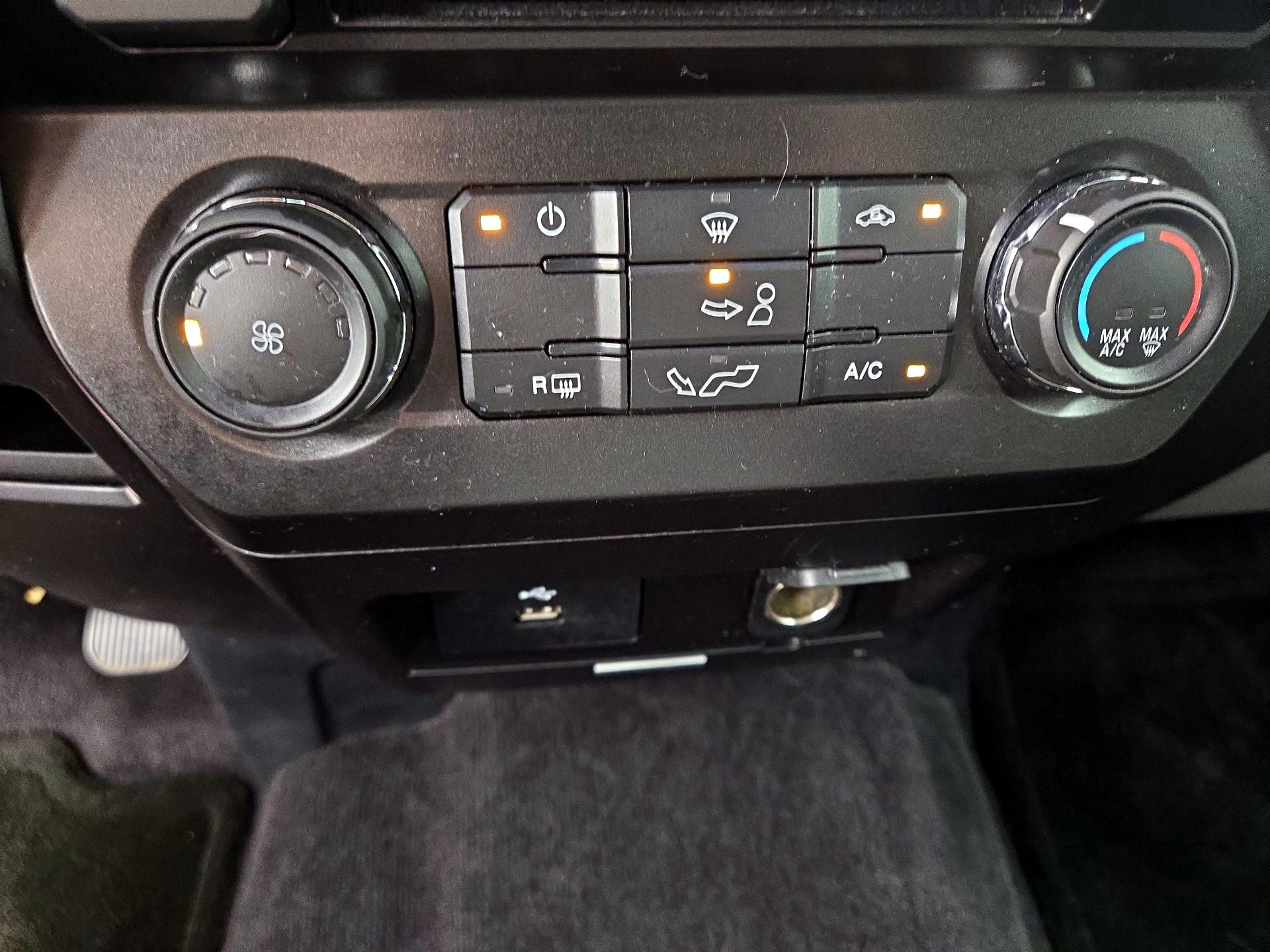 Thumbnail: 2016 Ford F-150 - 15