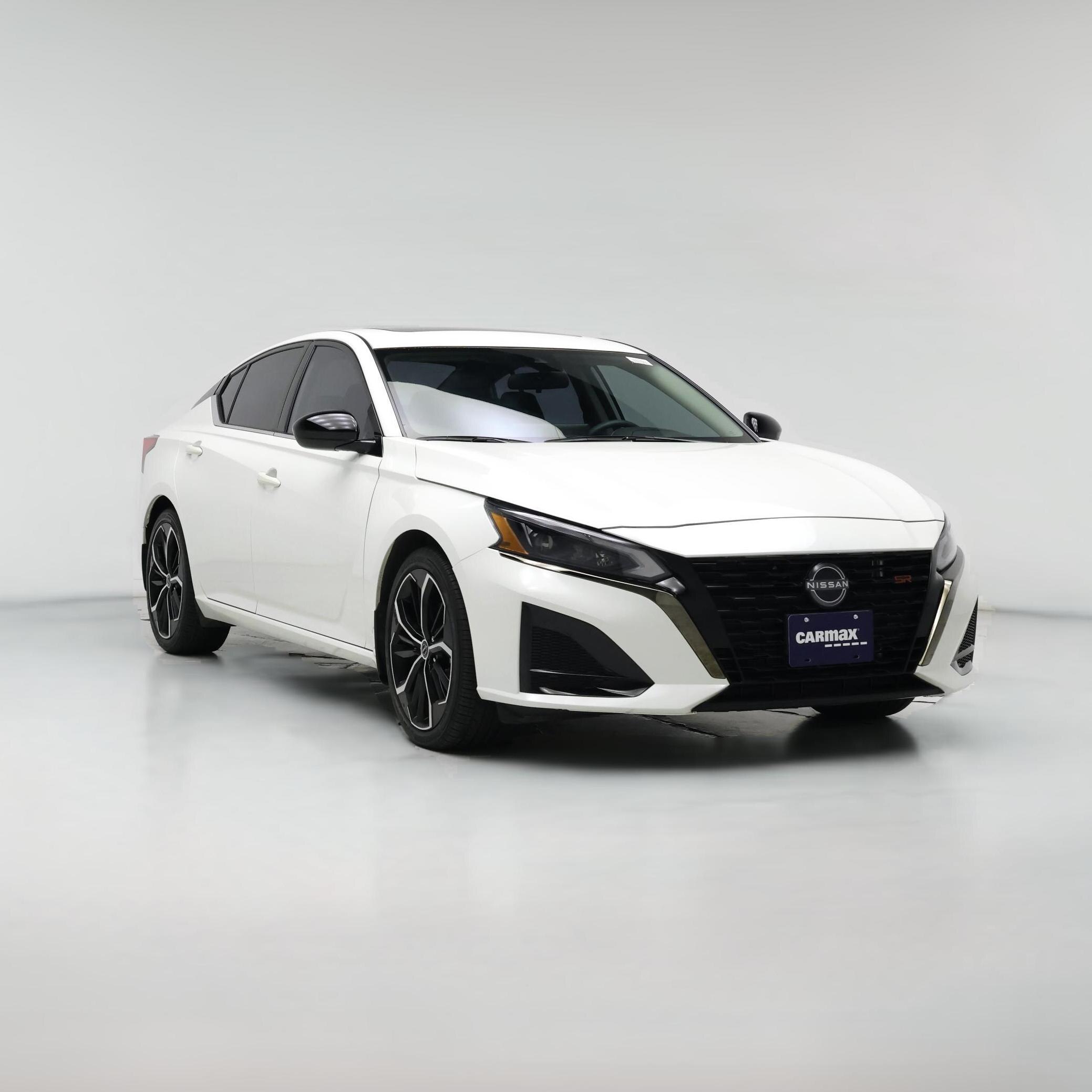 Thumbnail: 2023 Nissan Altima - 1