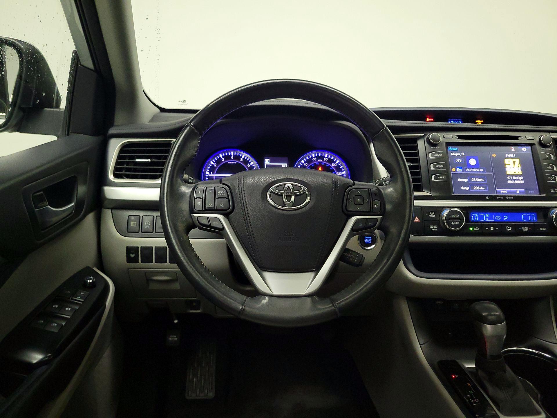 Thumbnail: 2018 Toyota Highlander - 10