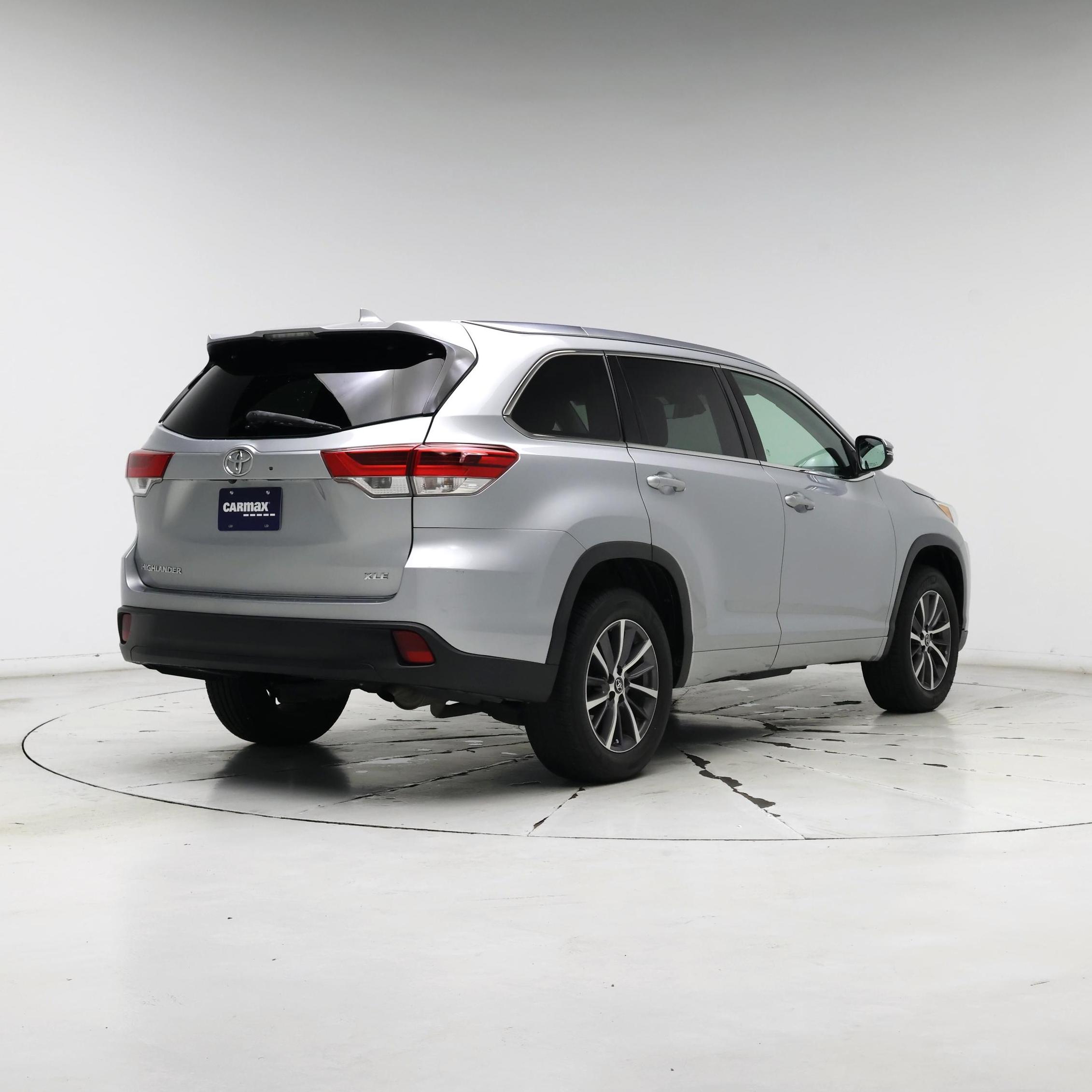 Thumbnail: 2018 Toyota Highlander - 8
